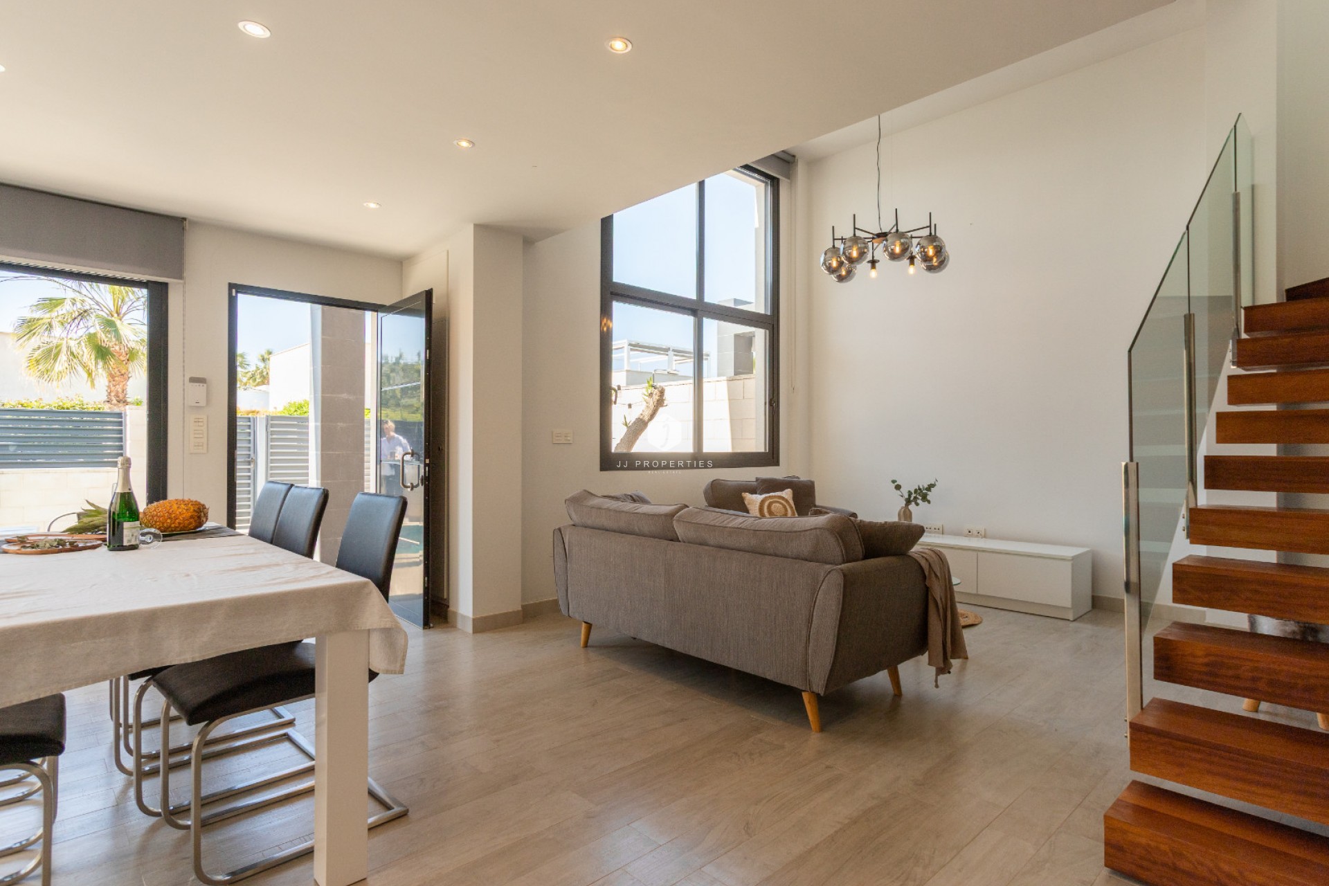 D'occasion - Villa -
Rojales - Inland