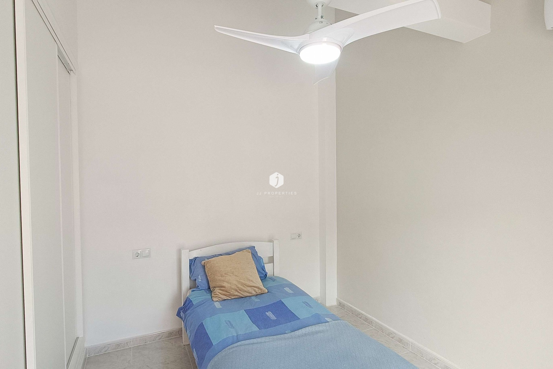 D'occasion - Villa -
Rojales - Inland