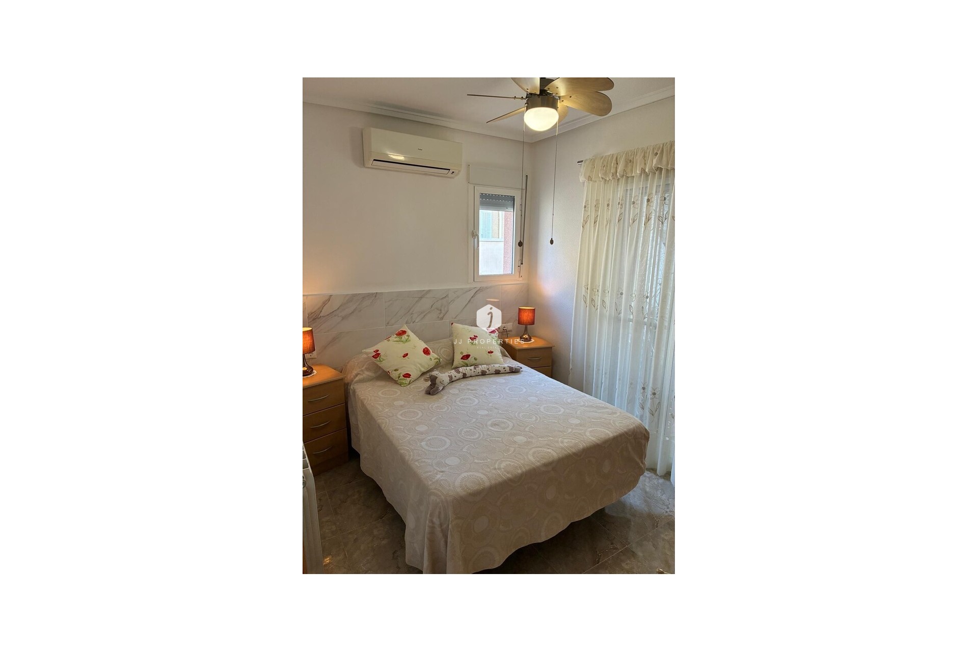 D'occasion - Villa -
Rojales - rojales hills