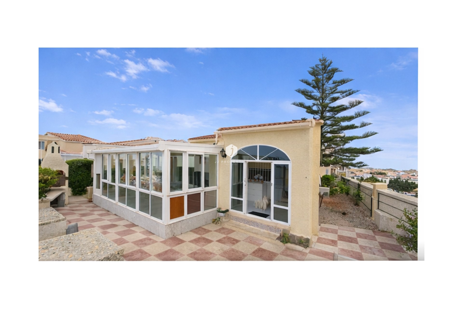 D'occasion - Villa -
San Fulgencio - Costa Blanca
