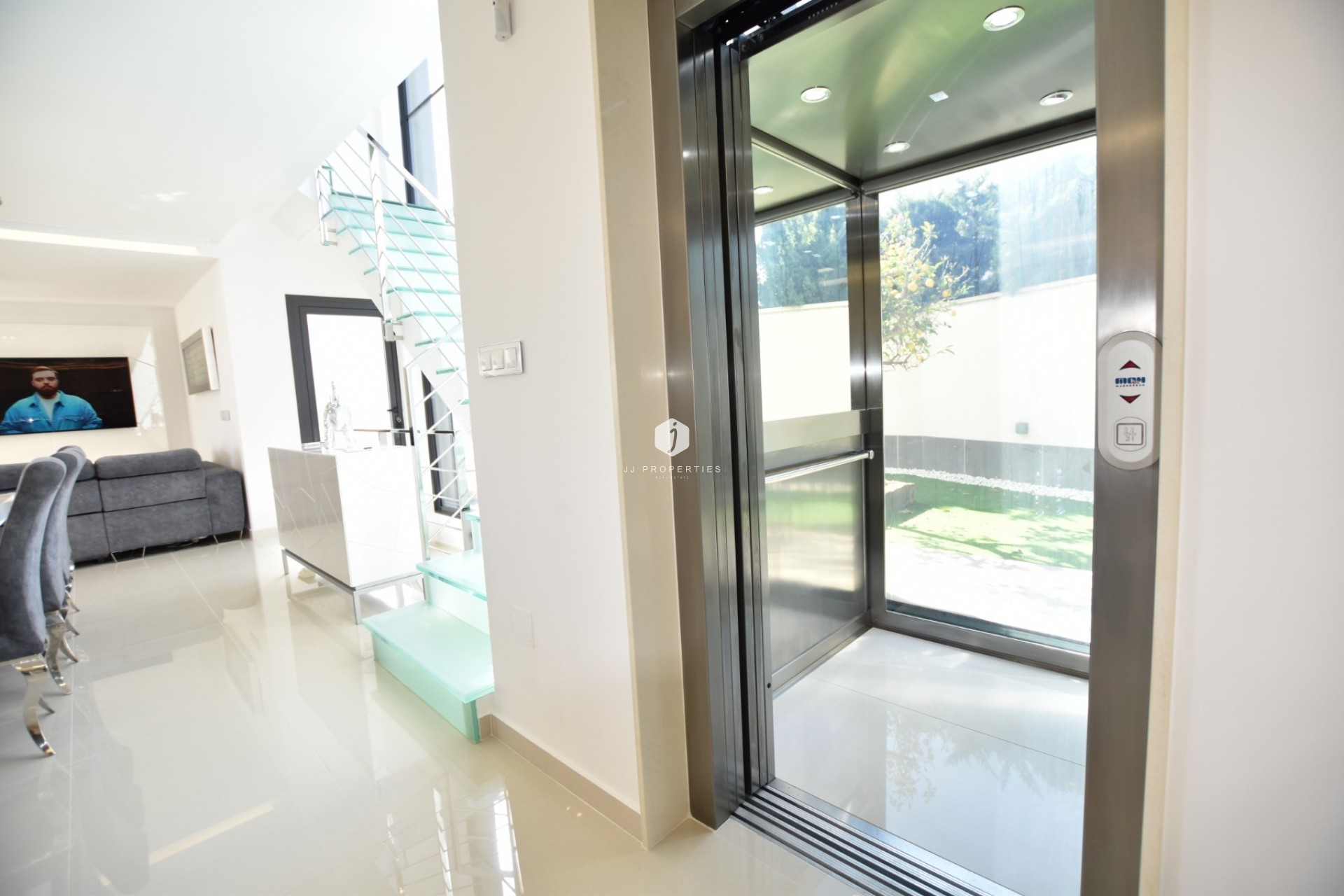 D'occasion - Villa -
San Miguel de Salinas - Inland