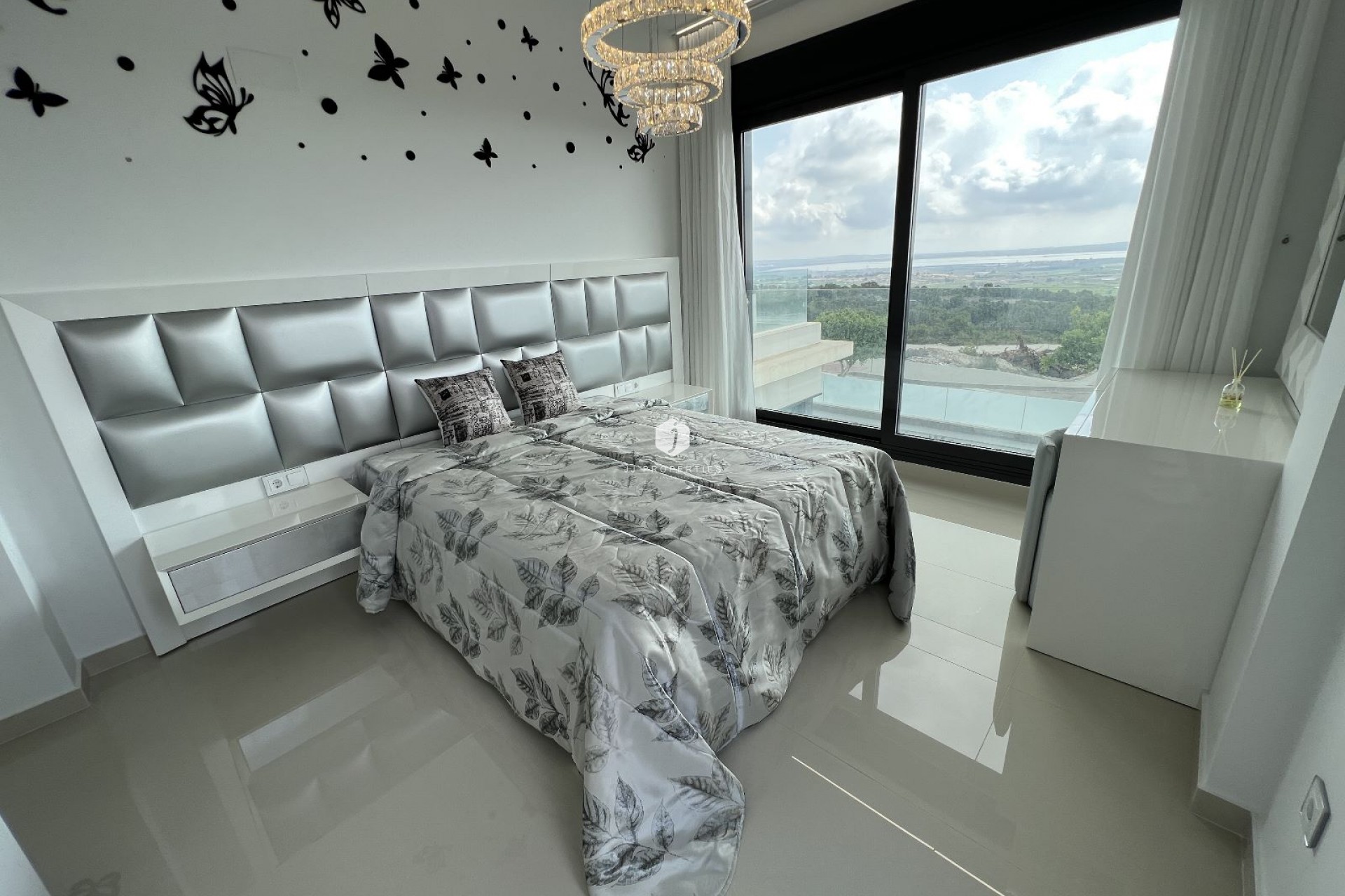 D'occasion - Villa -
San Miguel de Salinas - Inland