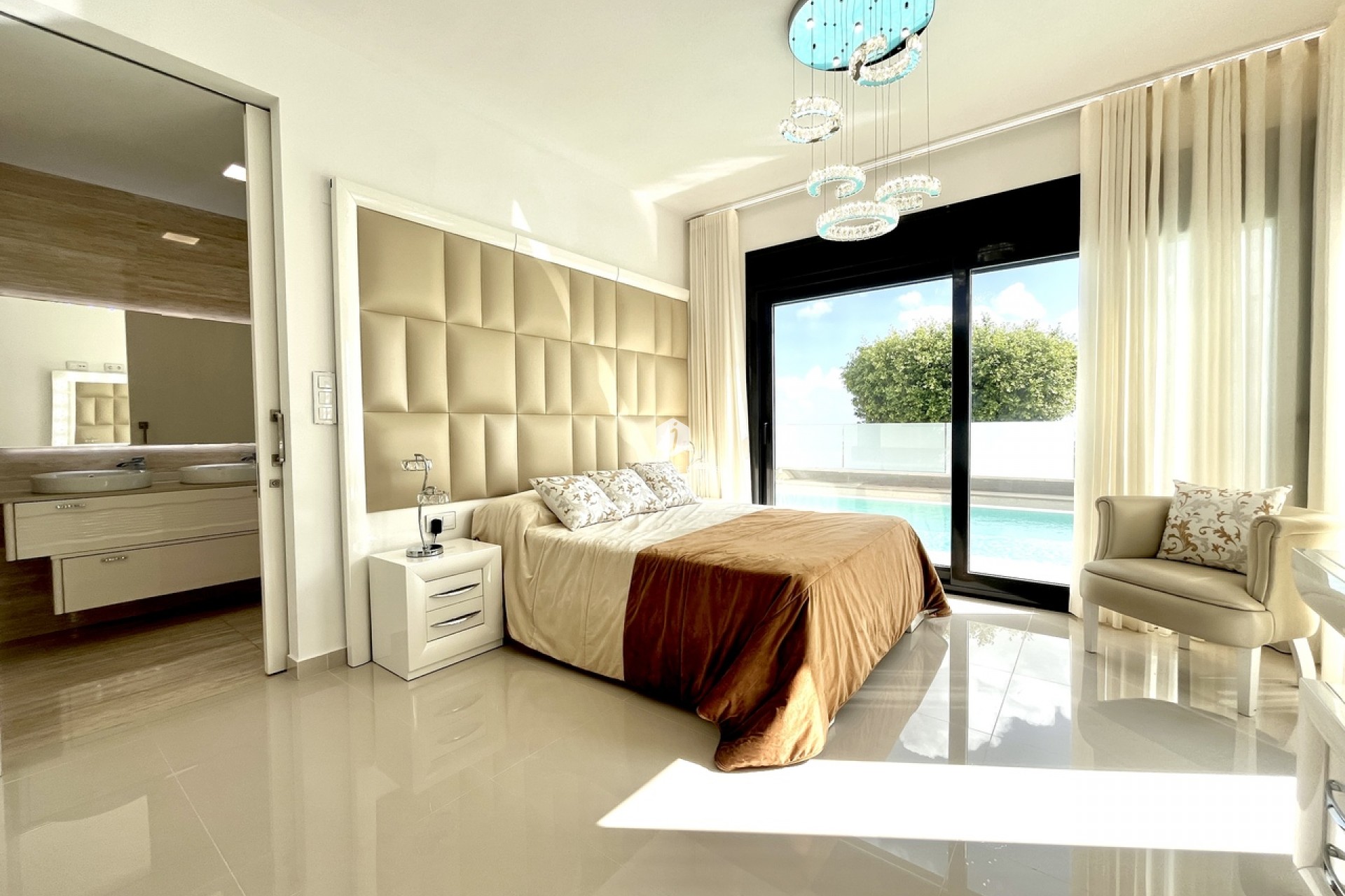 D'occasion - Villa -
San Miguel de Salinas - Inland