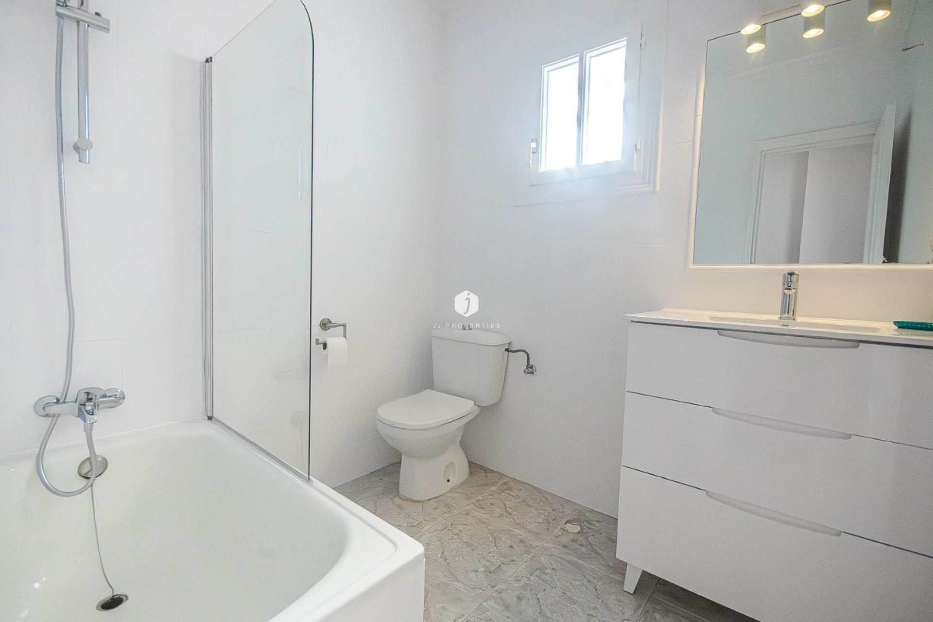 D'occasion - Villa -
San Miguel de Salinas - Inland