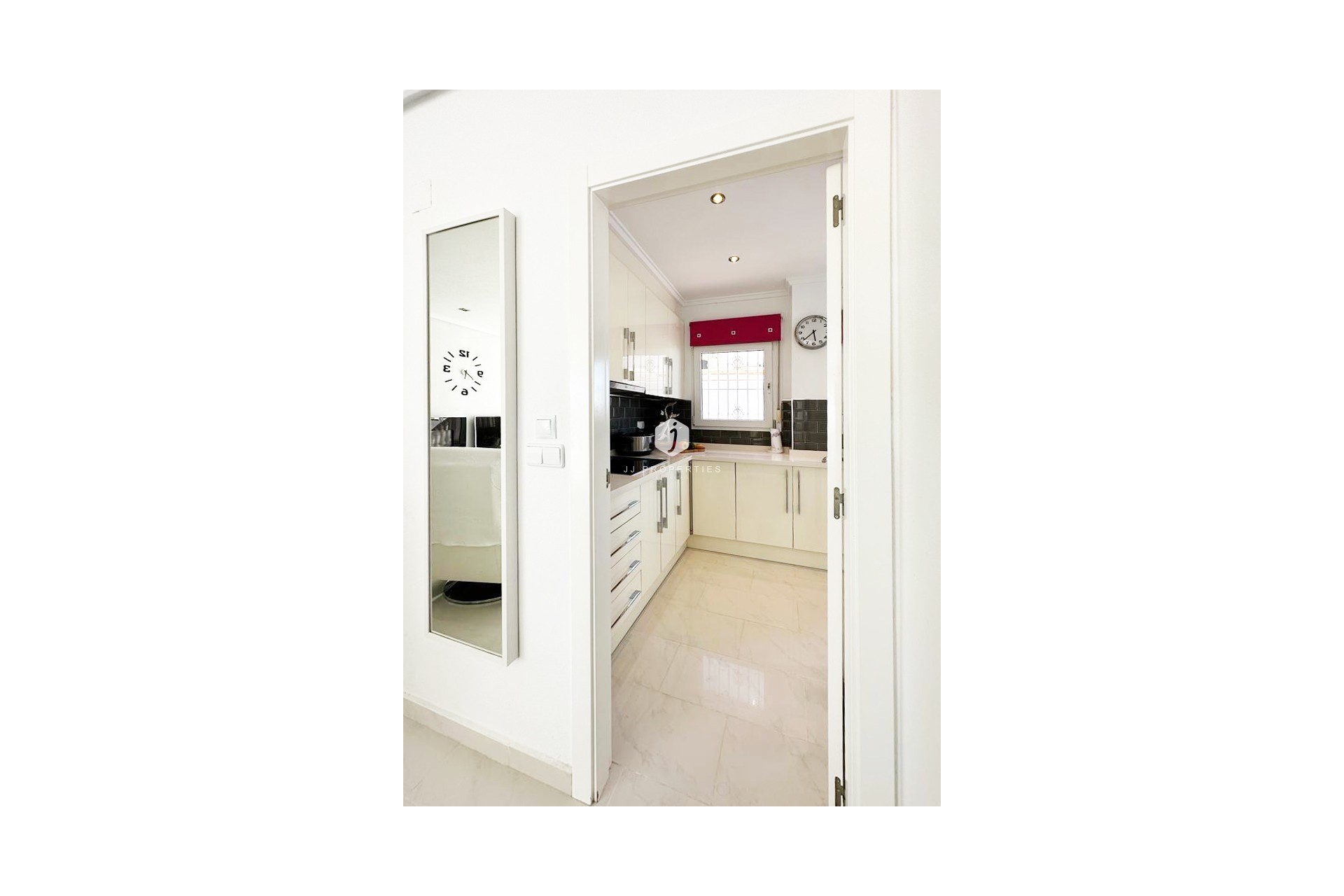 D'occasion - Villa -
San Miguel de Salinas - Inland