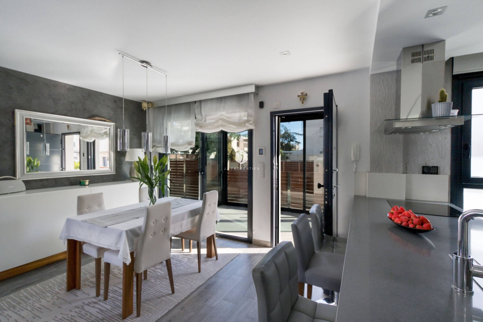 D'occasion - Villa -
Torrevieja - Aguas Nuevas 2