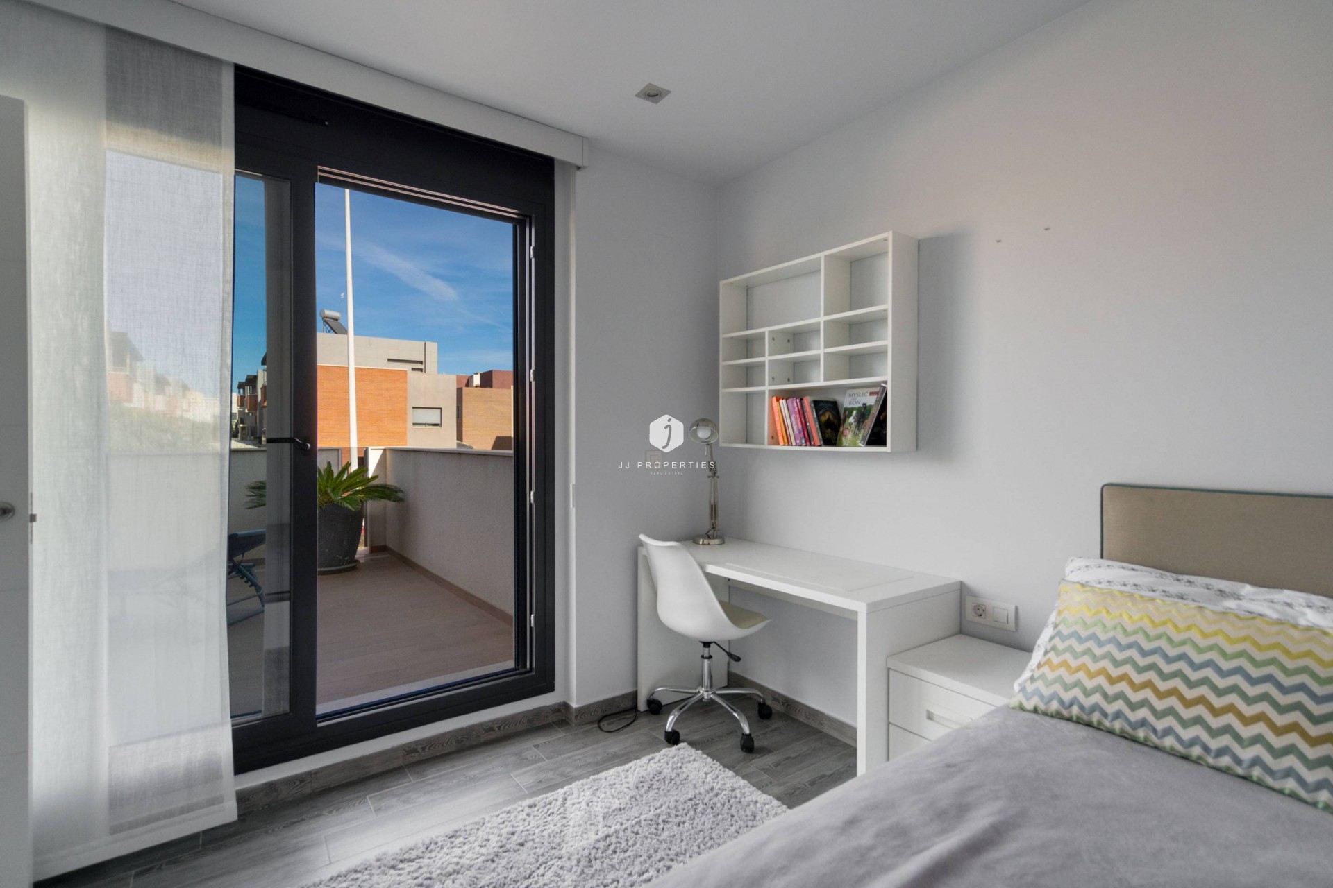 D'occasion - Villa -
Torrevieja - Aguas Nuevas 2