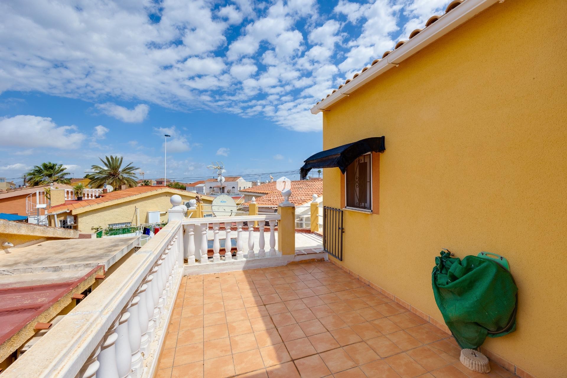 D'occasion - Villa -
Torrevieja - aguas nuevas