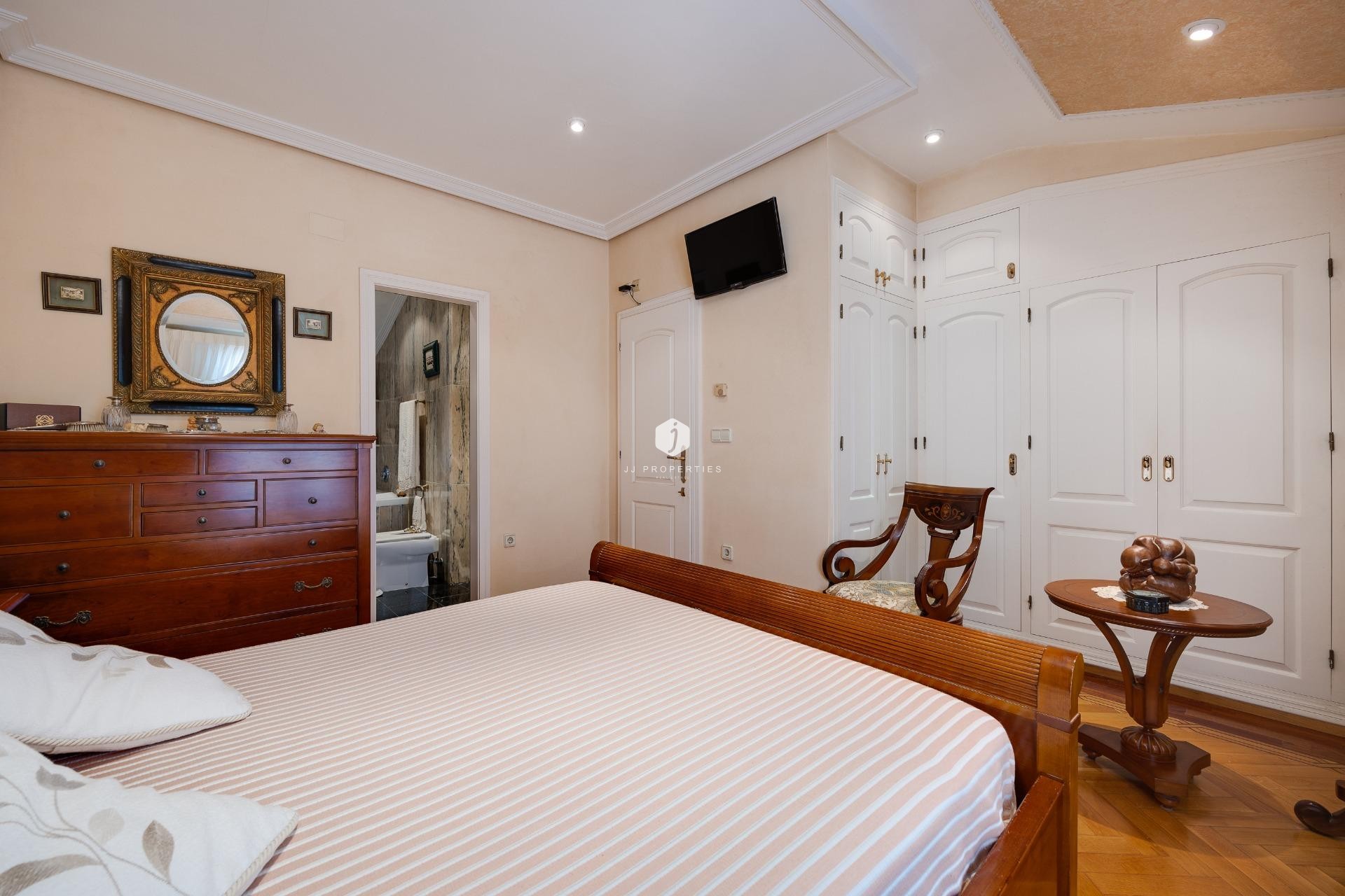 D'occasion - Villa -
Torrevieja - aguas nuevas