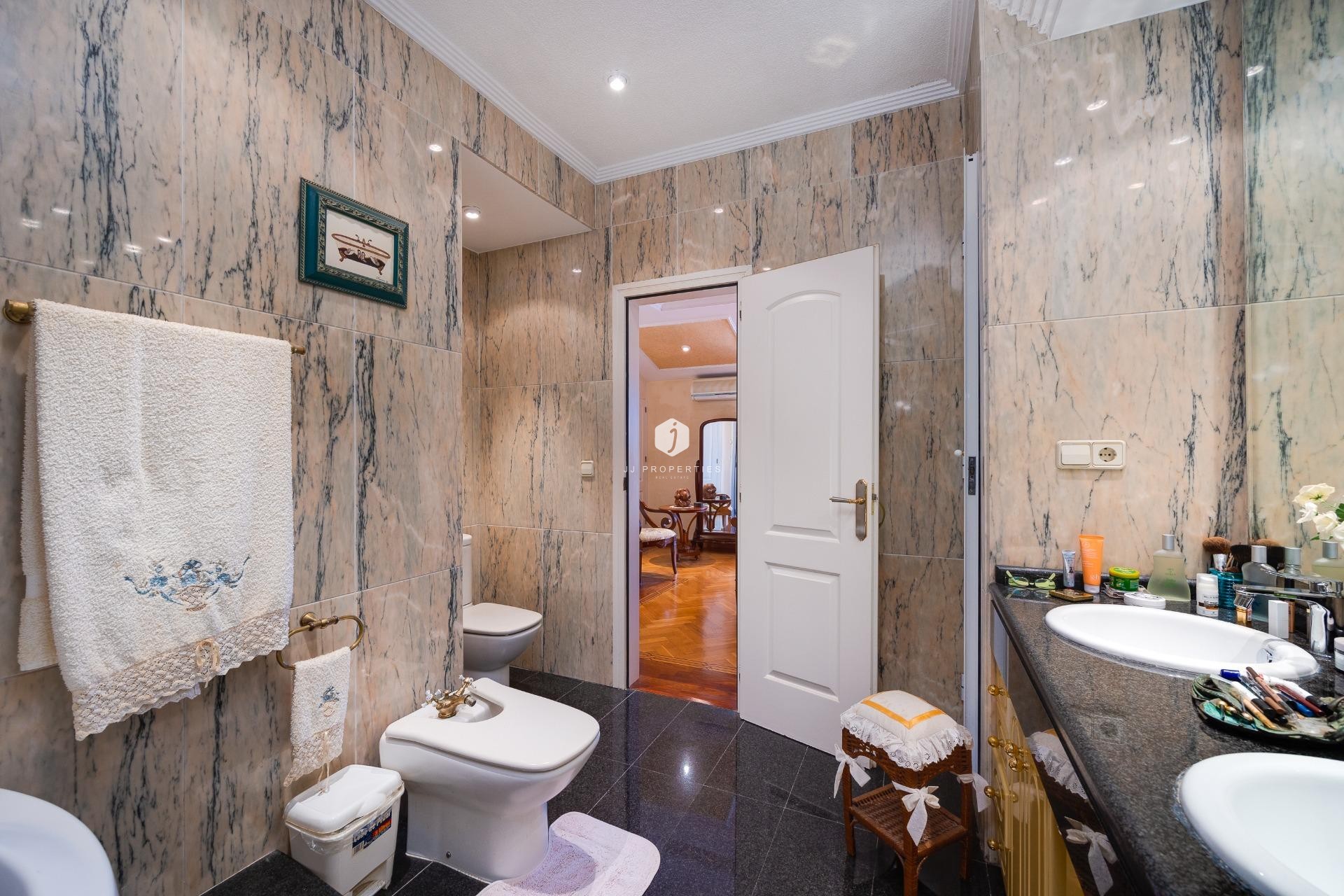 D'occasion - Villa -
Torrevieja - aguas nuevas