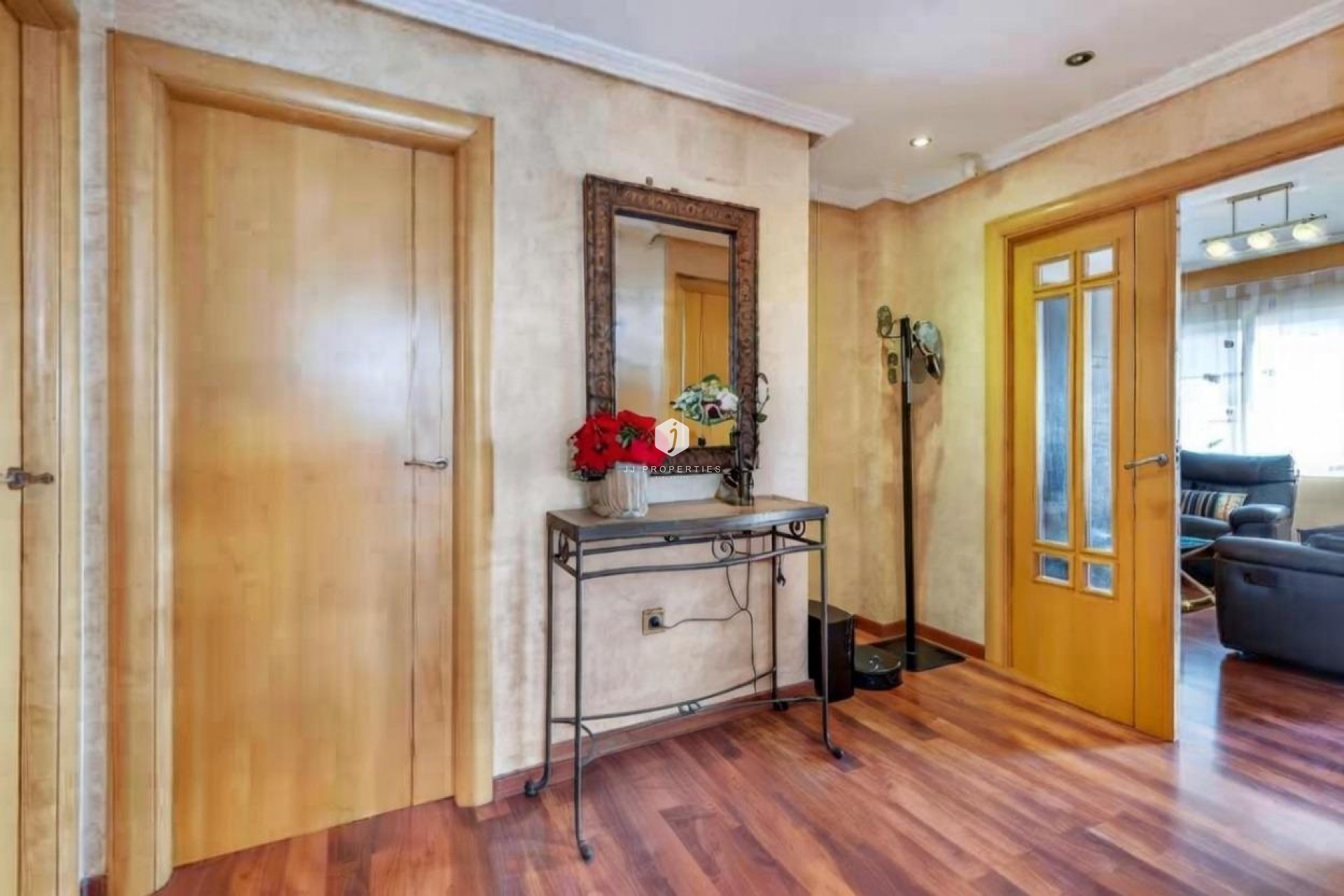 D'occasion - Villa -
Torrevieja - aguas nuevas