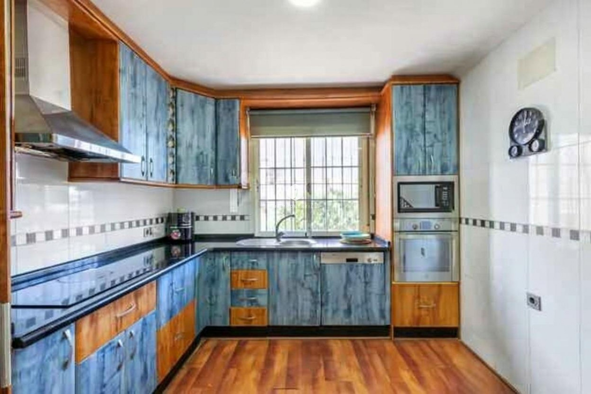 D'occasion - Villa -
Torrevieja - aguas nuevas