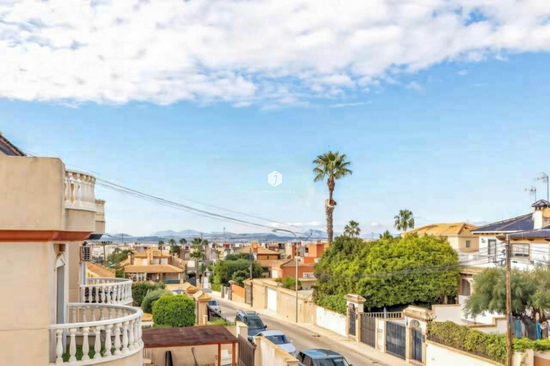 D'occasion - Villa -
Torrevieja - aguas nuevas