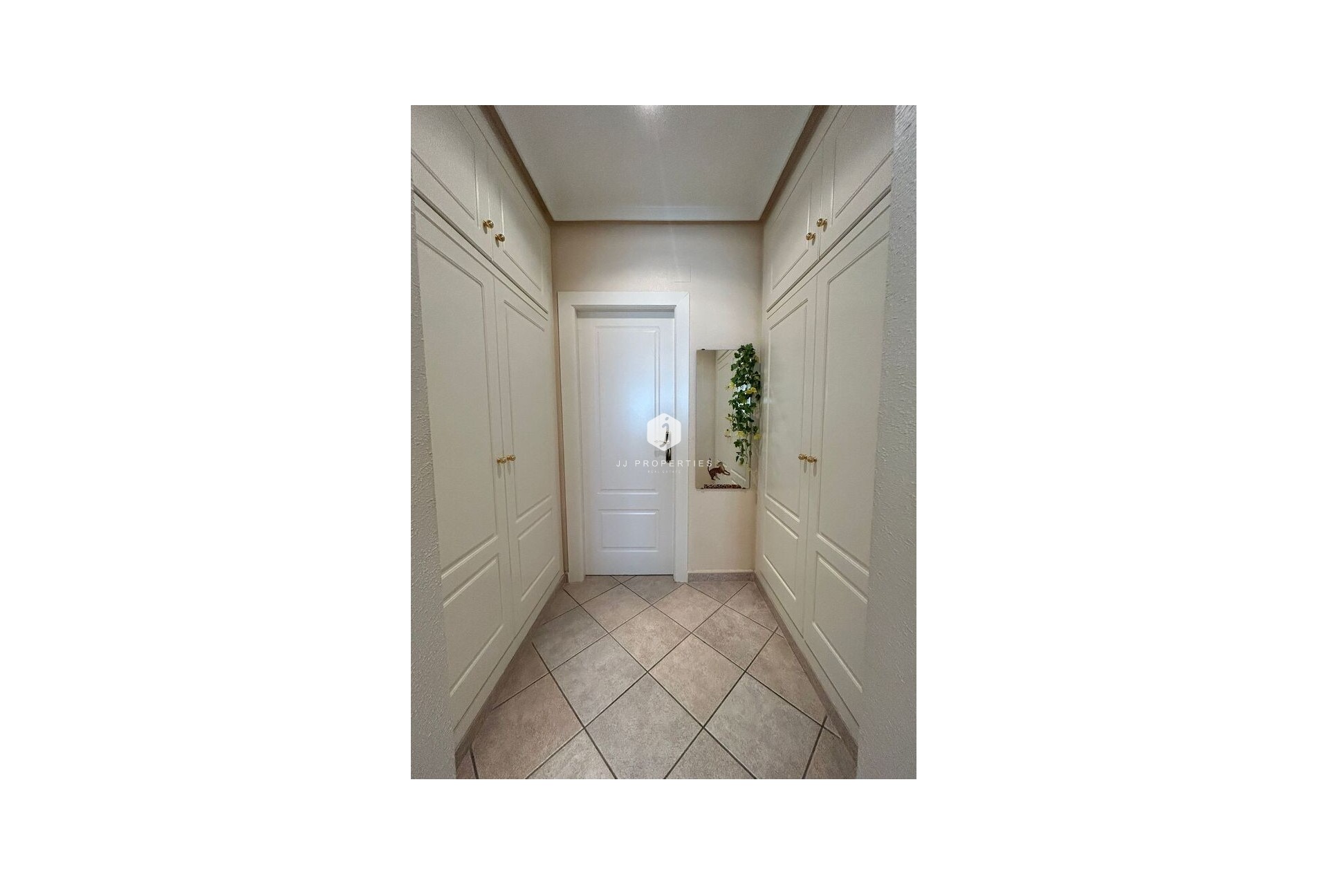 D'occasion - Villa -
Torrevieja - aguas nuevas