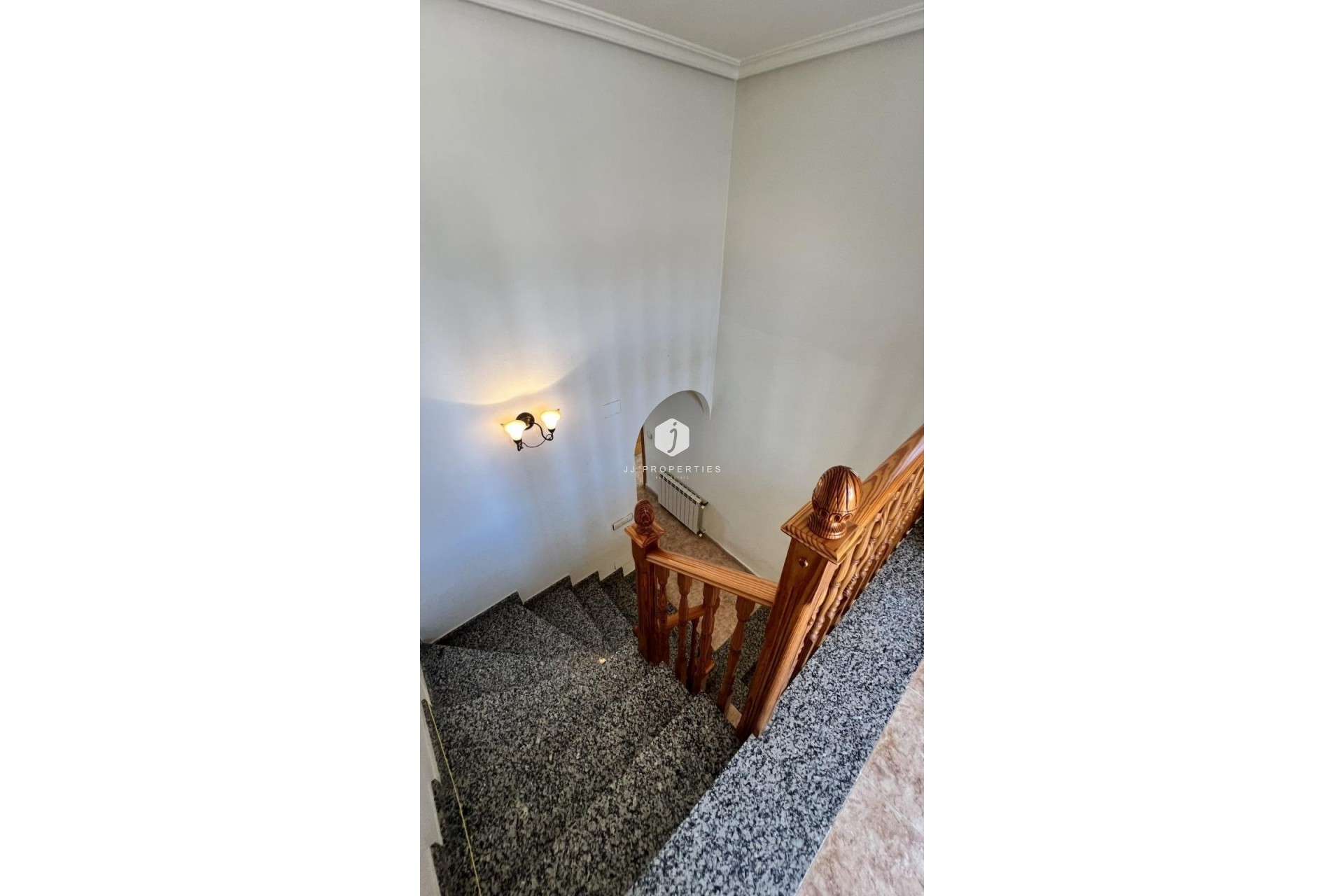 D'occasion - Villa -
Torrevieja - aguas nuevas