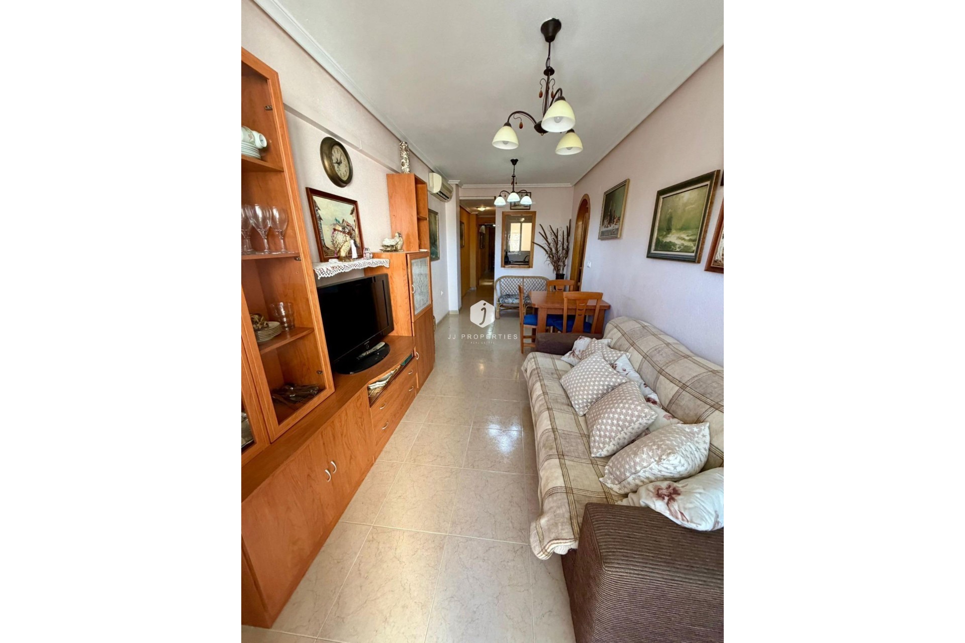 D'occasion - Villa -
Torrevieja - Centro