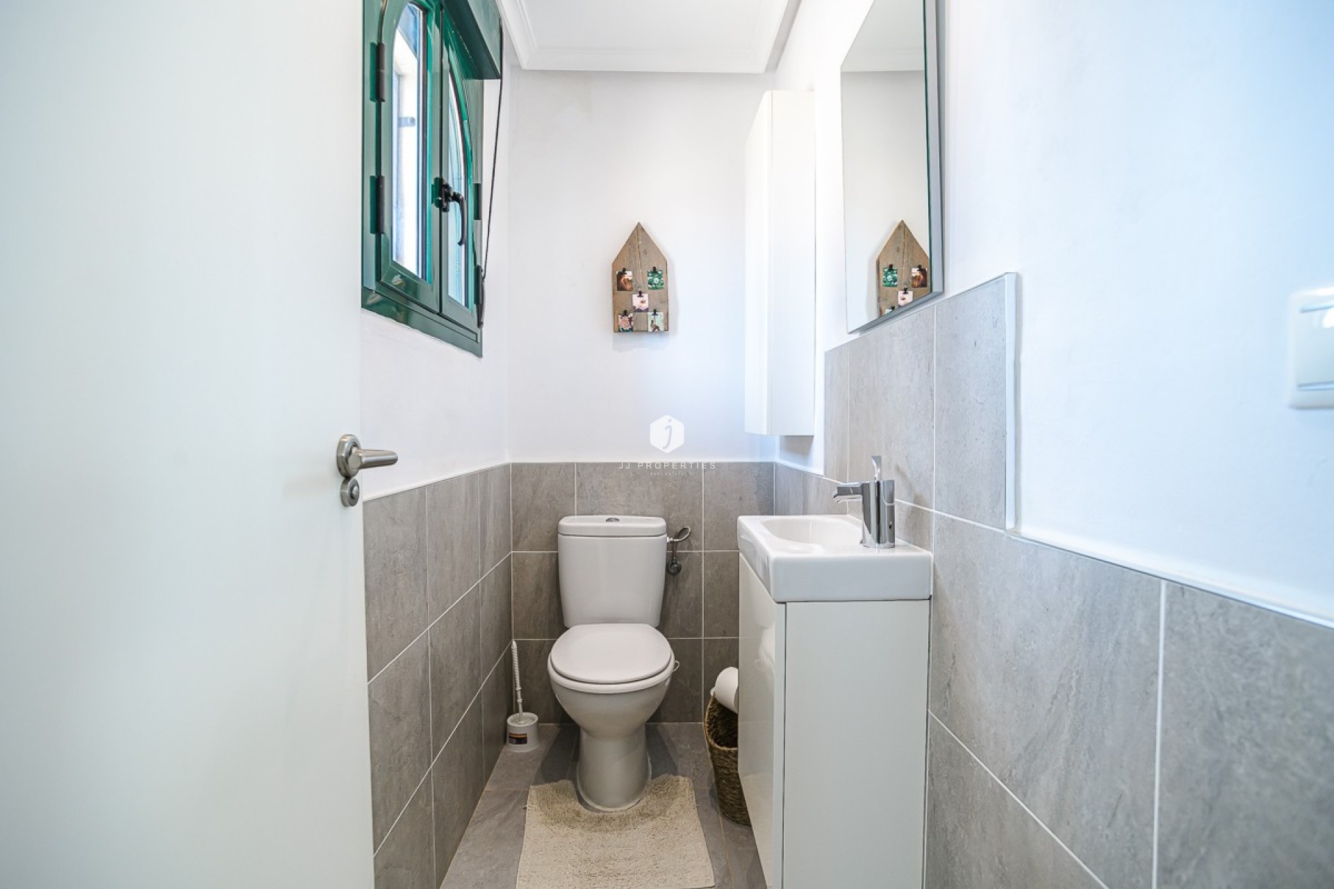 D'occasion - Villa -
Torrevieja - Costa Blanca