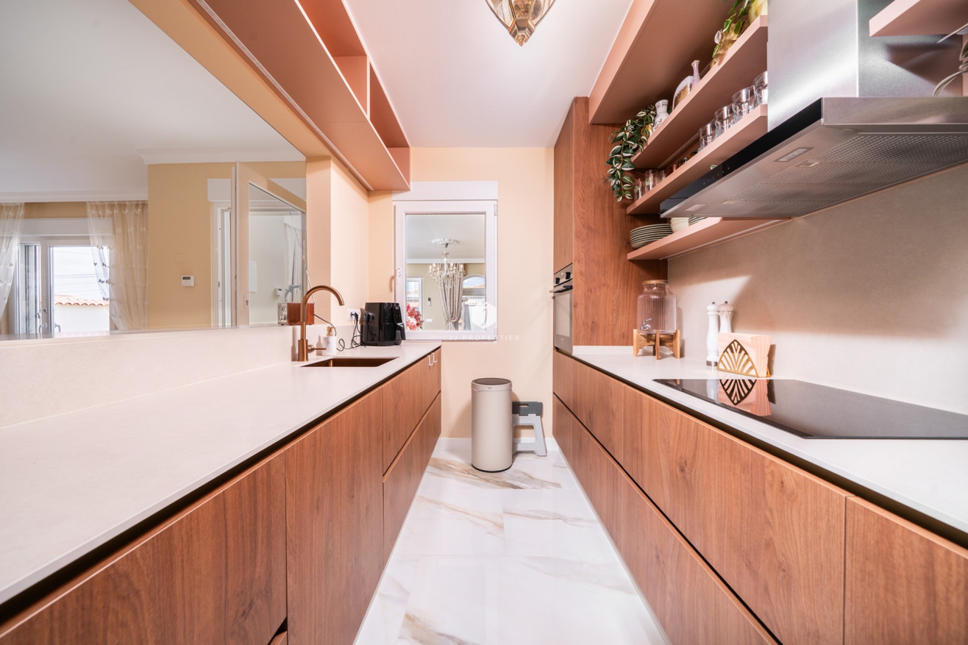 D'occasion - Villa -
Torrevieja - Costa Blanca