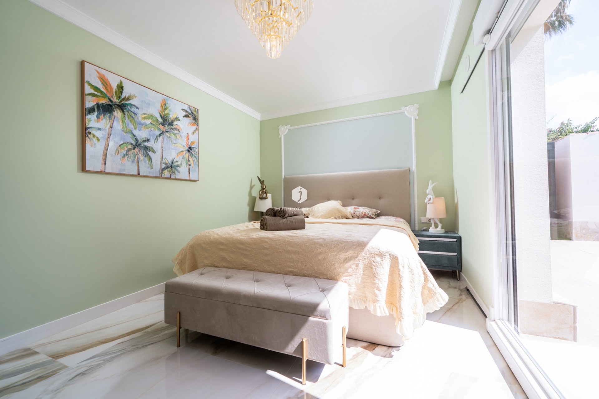 D'occasion - Villa -
Torrevieja - Costa Blanca