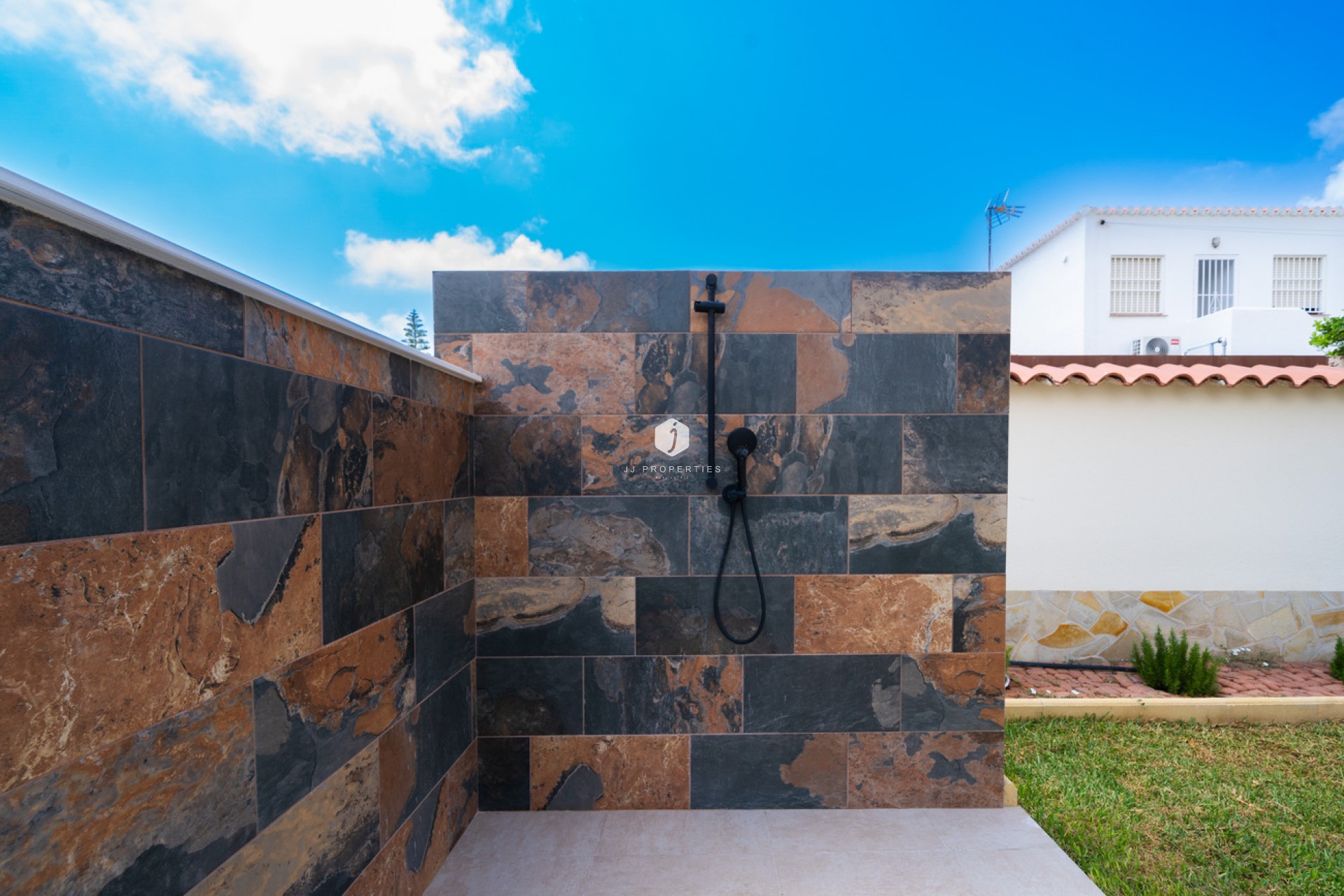 D'occasion - Villa -
Torrevieja - Costa Blanca