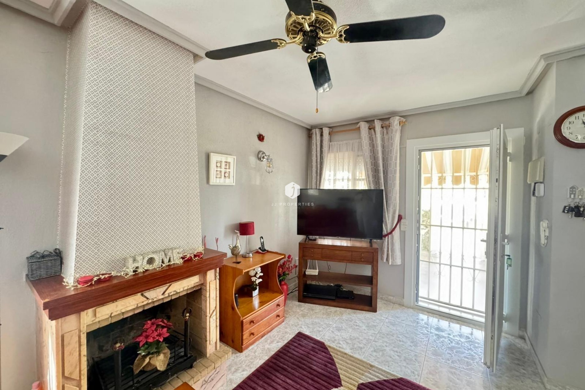 D'occasion - Villa -
Torrevieja - Costa Blanca