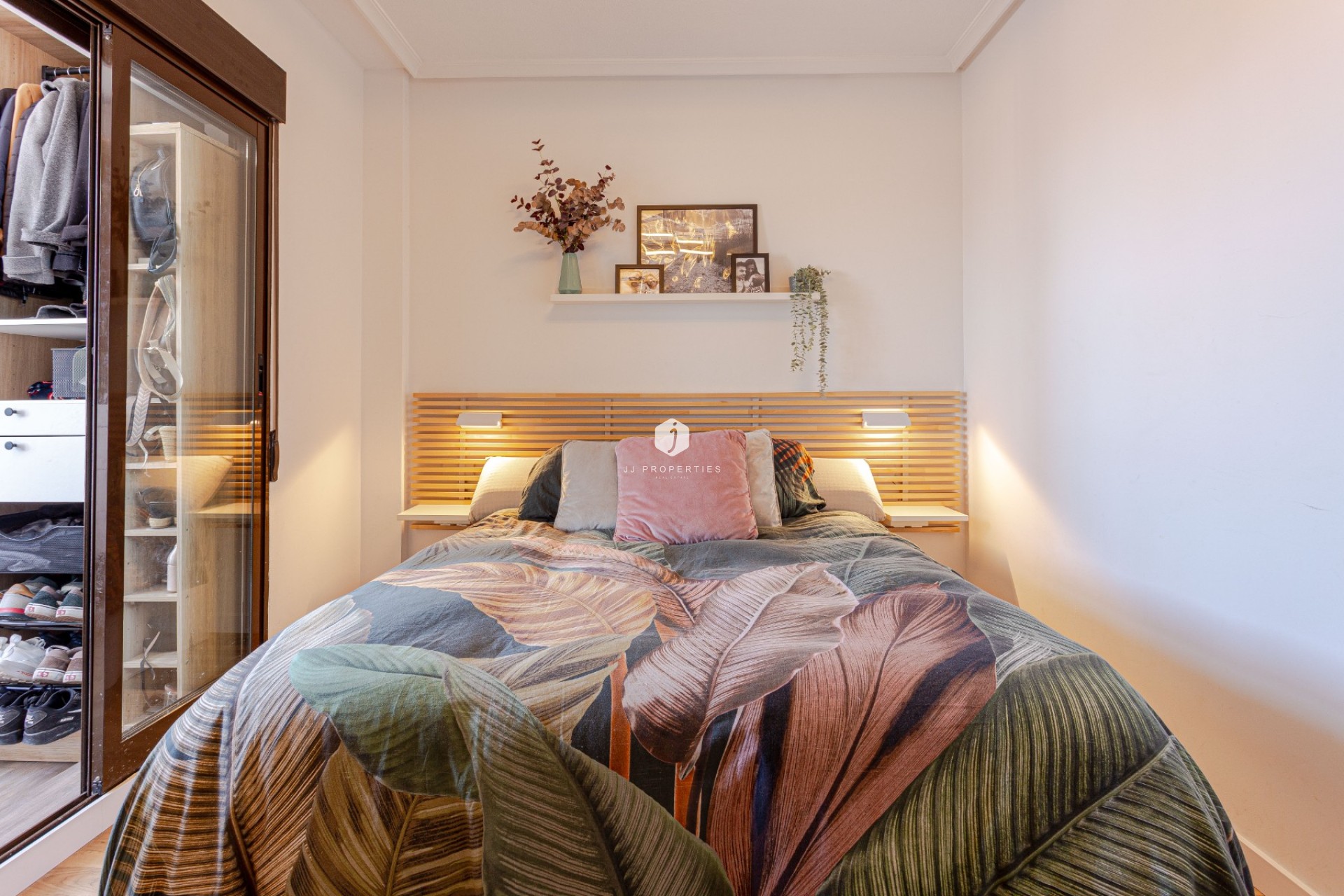 D'occasion - Villa -
Torrevieja - Costa Blanca