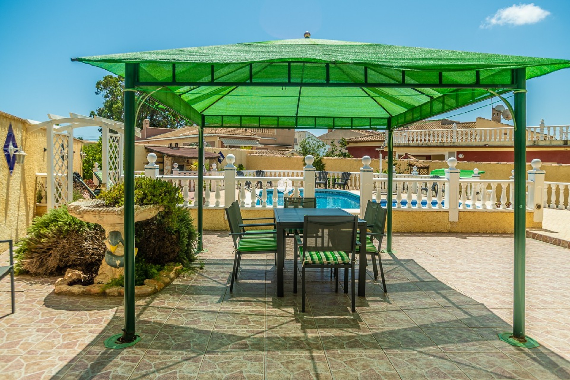 D'occasion - Villa -
Torrevieja - Costa Blanca