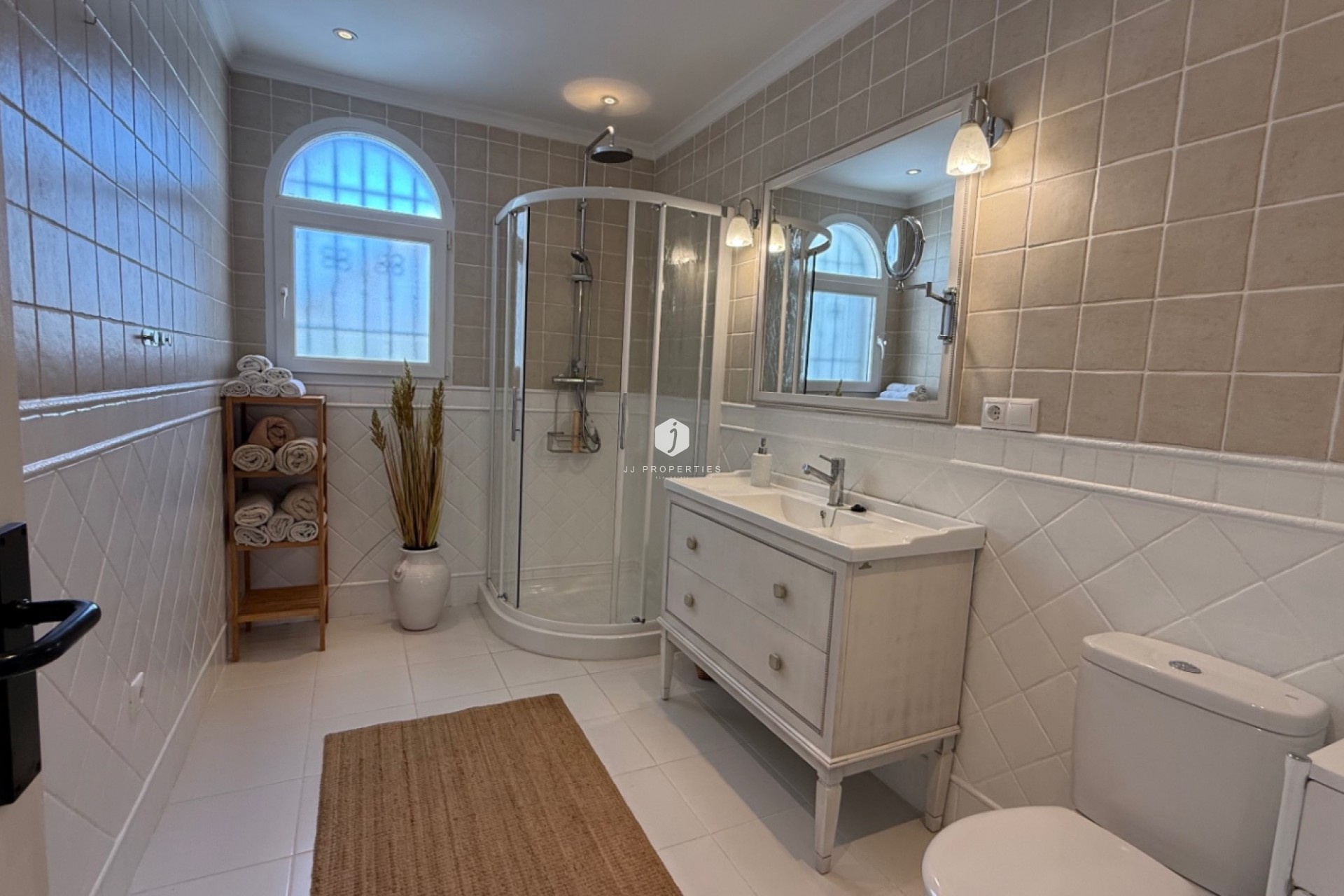 D'occasion - Villa -
Torrevieja - Costa Blanca