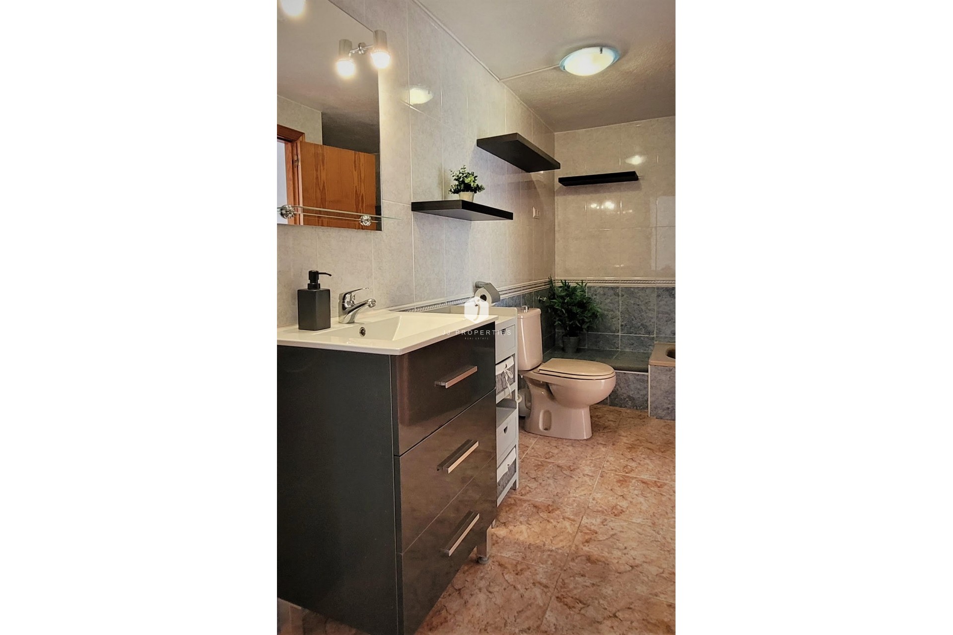 D'occasion - Villa -
Torrevieja - Costa Blanca