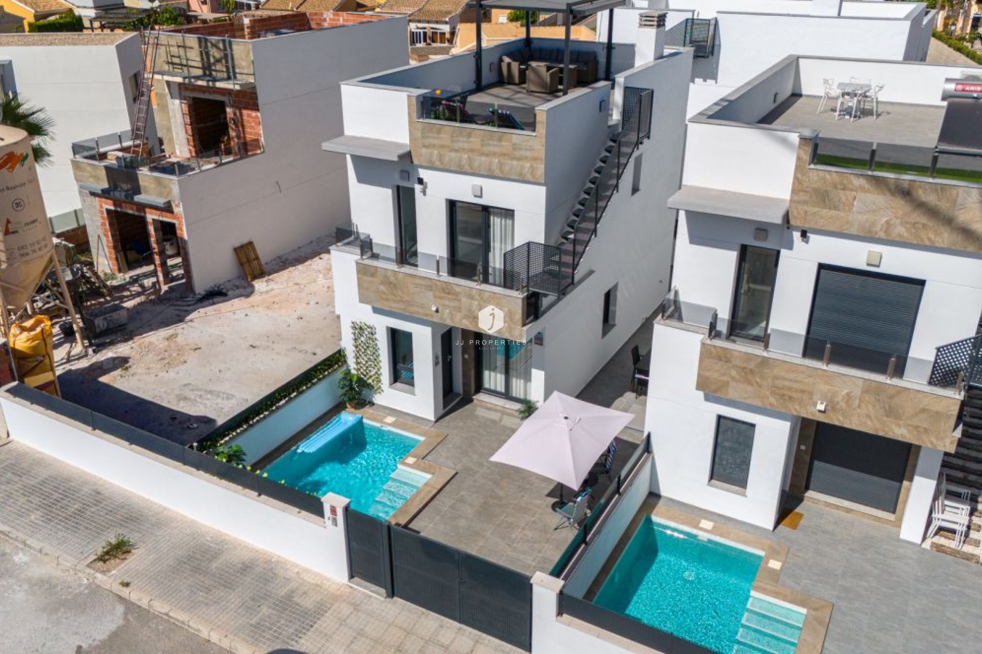 D'occasion - Villa -
Torrevieja - Costa Blanca