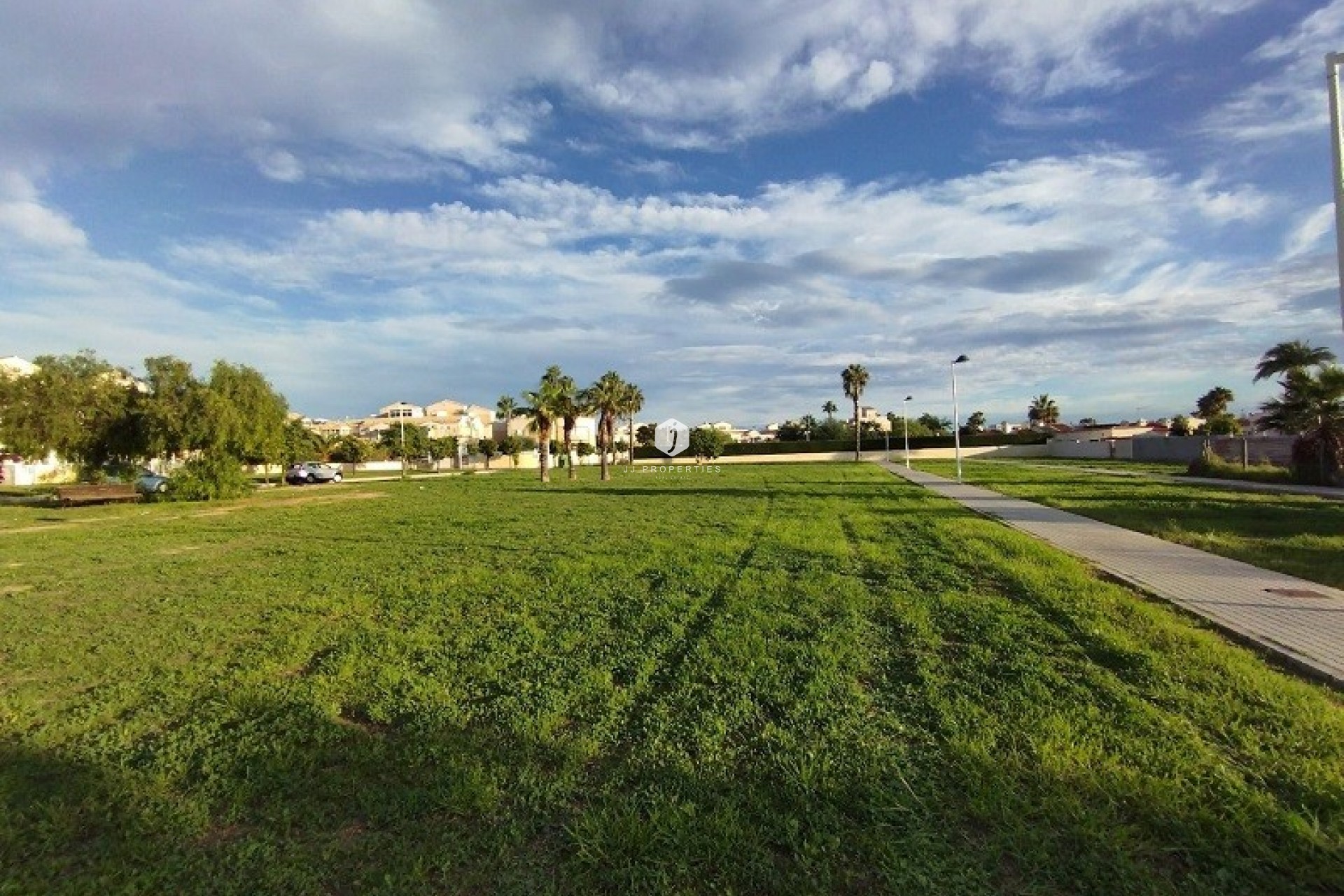 D'occasion - Villa -
Torrevieja - Costa Blanca