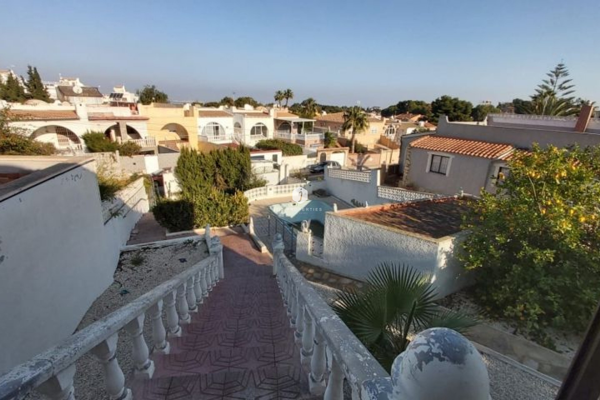 D'occasion - Villa -
Torrevieja - Costa Blanca