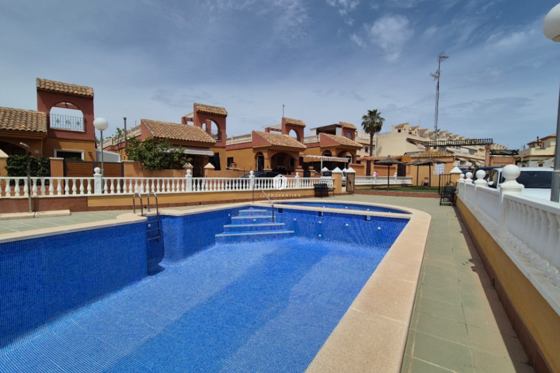 D'occasion - Villa -
Torrevieja - Costa Blanca