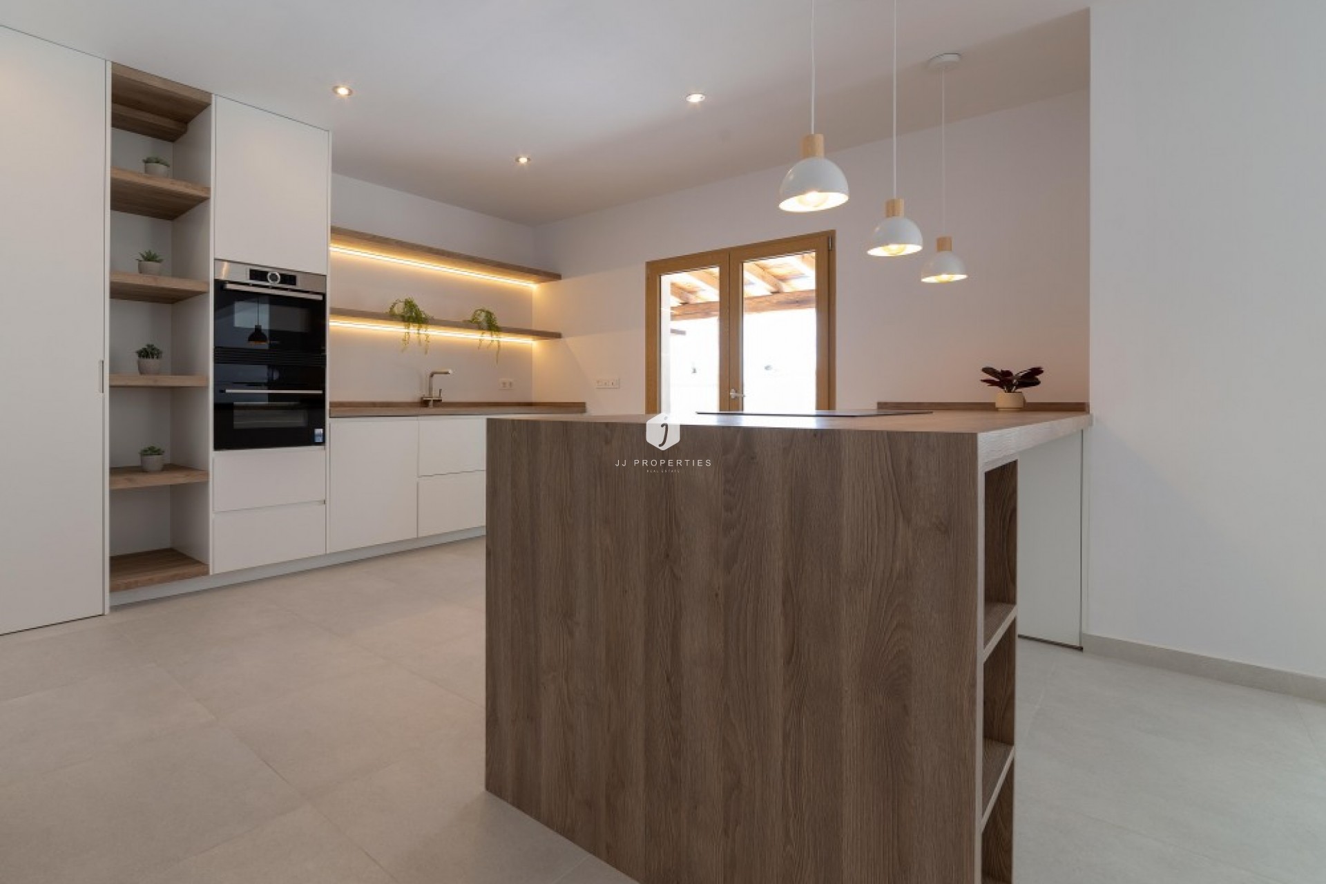 D'occasion - Villa -
Torrevieja - Costa Blanca