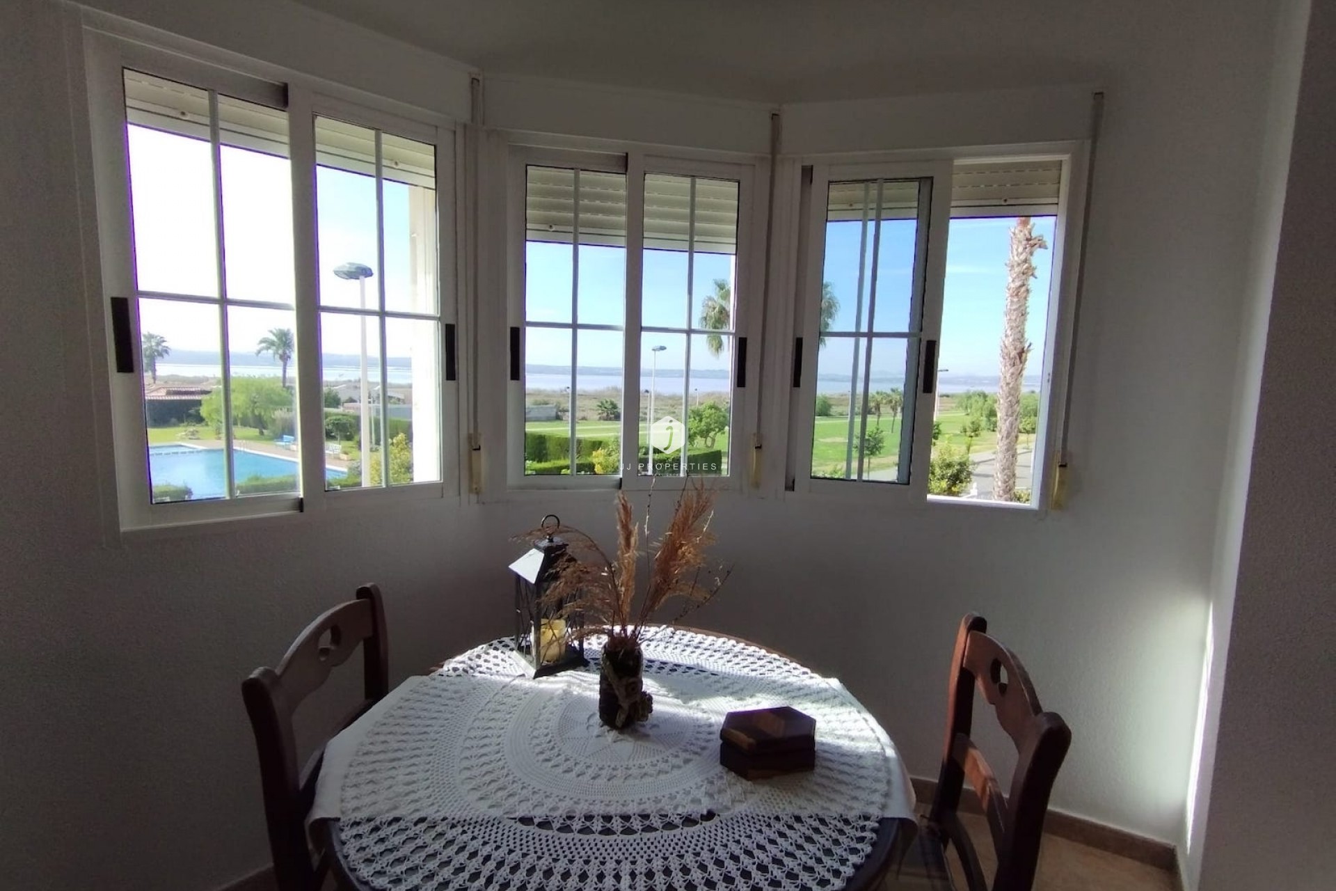 D'occasion - Villa -
Torrevieja - Costa Blanca