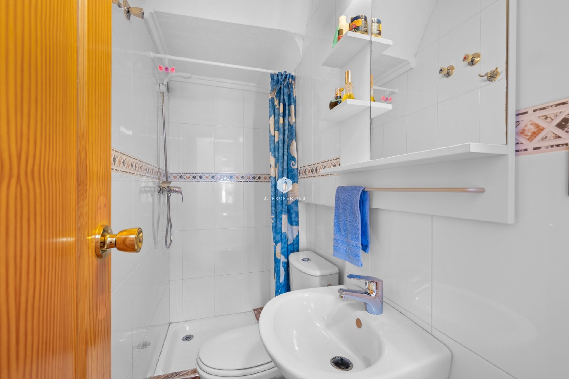 D'occasion - Villa -
Torrevieja - Costa Blanca