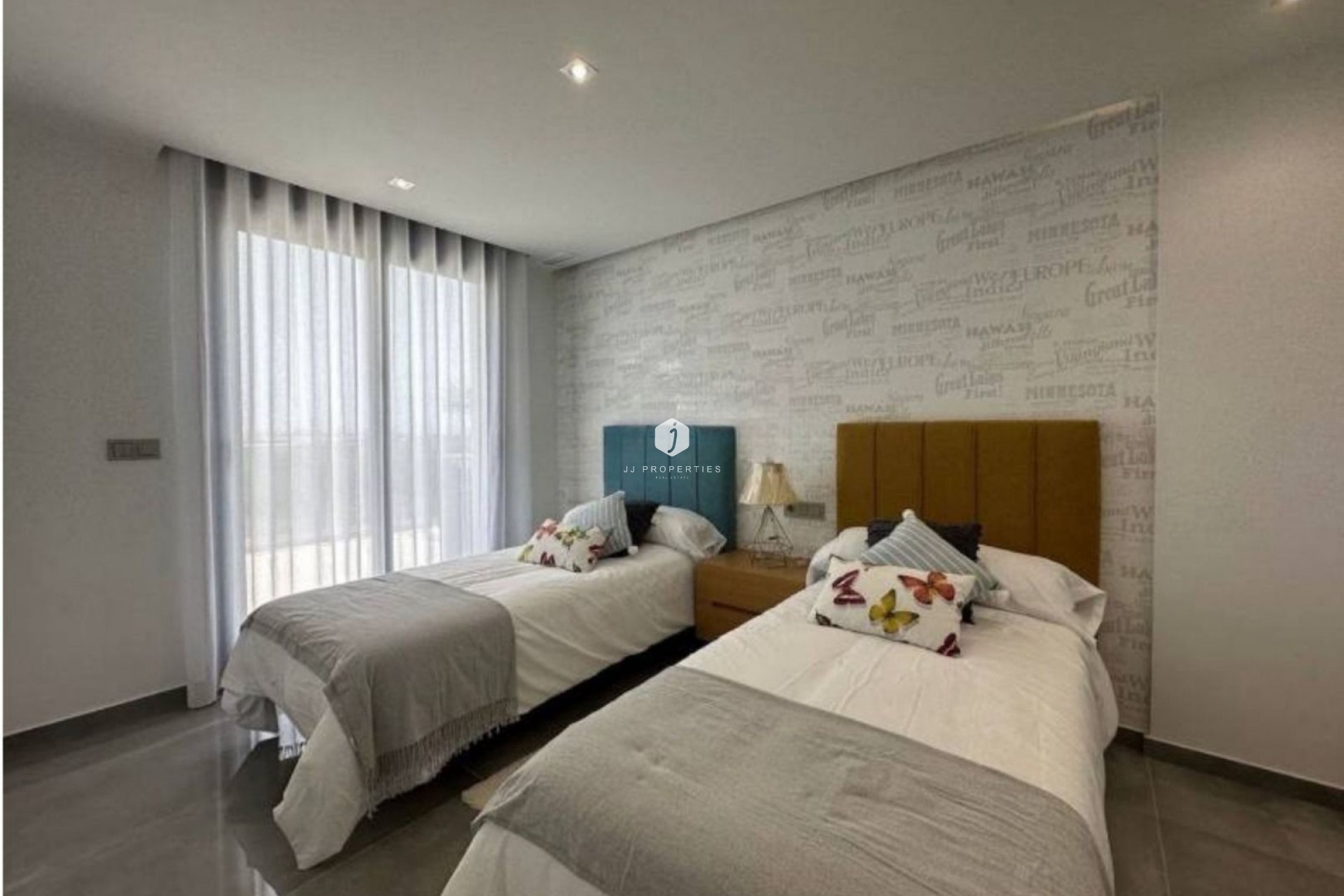 D'occasion - Villa -
Torrevieja - Costa Blanca