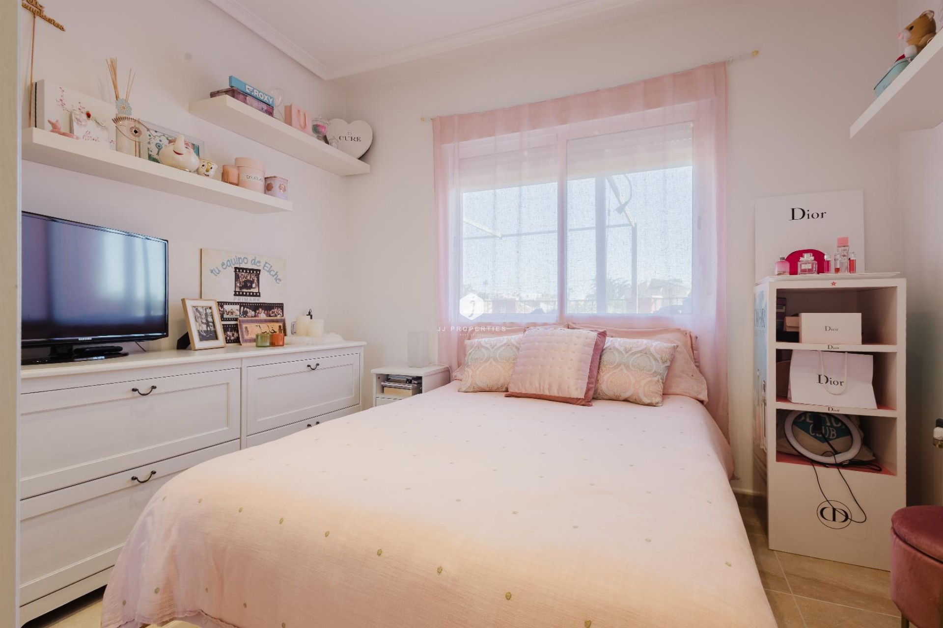 D'occasion - Villa -
Torrevieja - Costa Blanca