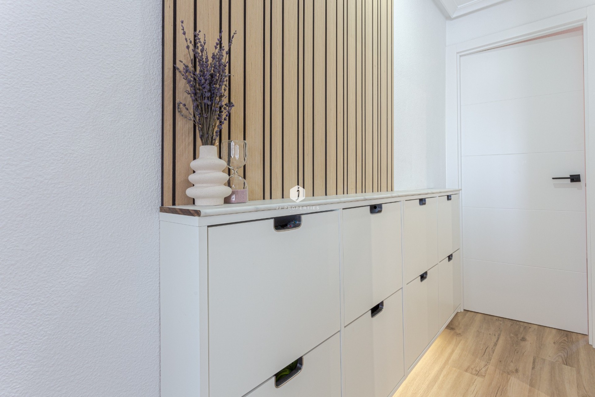 D'occasion - Villa -
Torrevieja - Costa Blanca