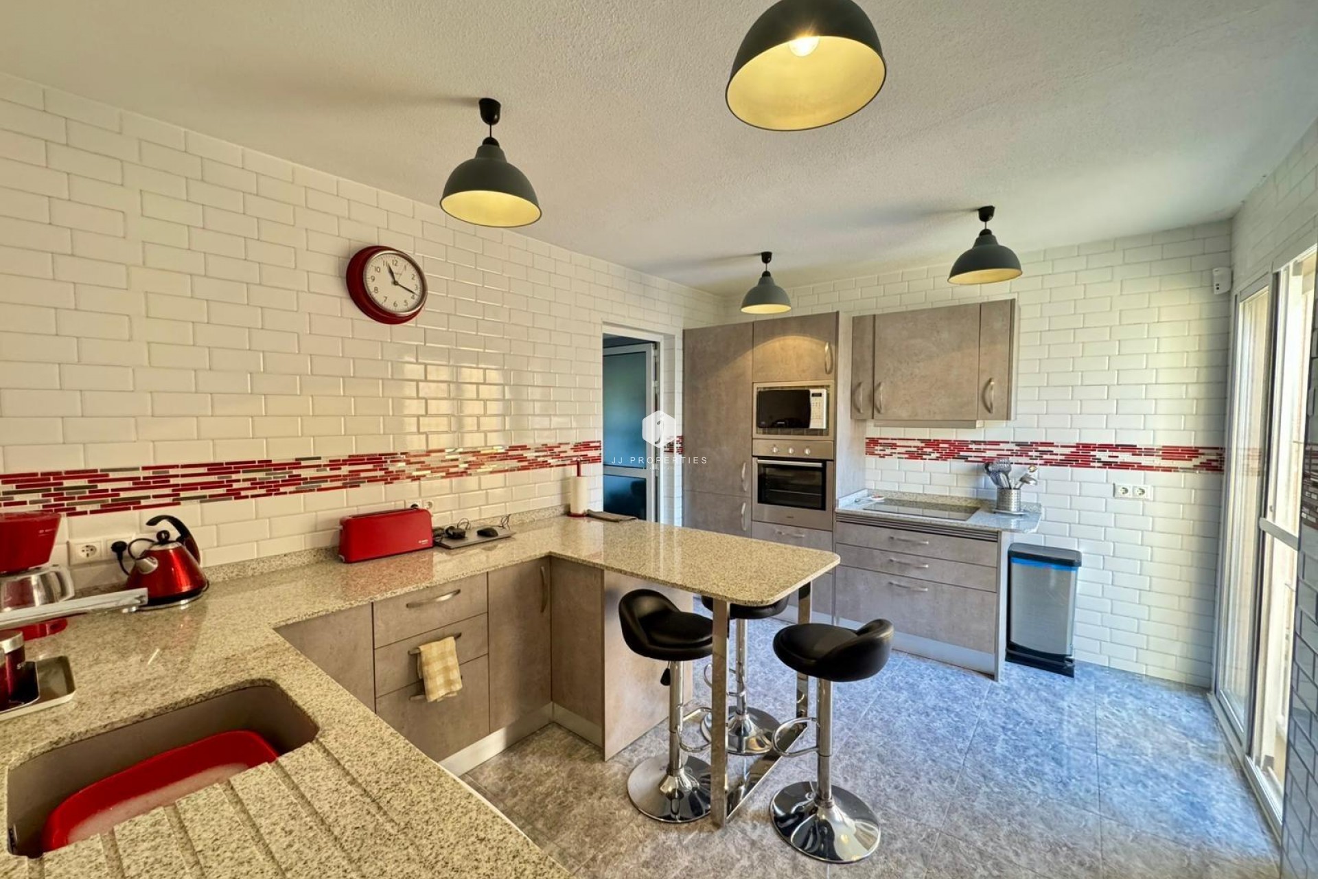 D'occasion - Villa -
Torrevieja - Costa Blanca