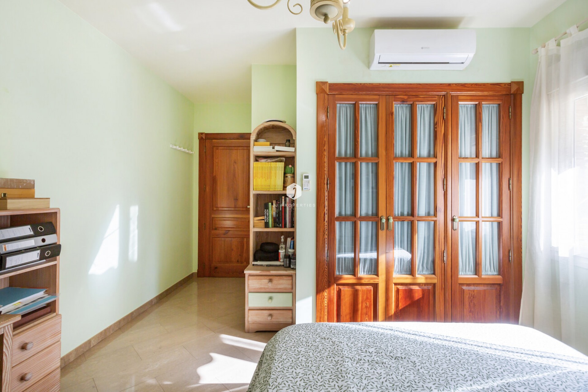 D'occasion - Villa -
Torrevieja - Costa Blanca