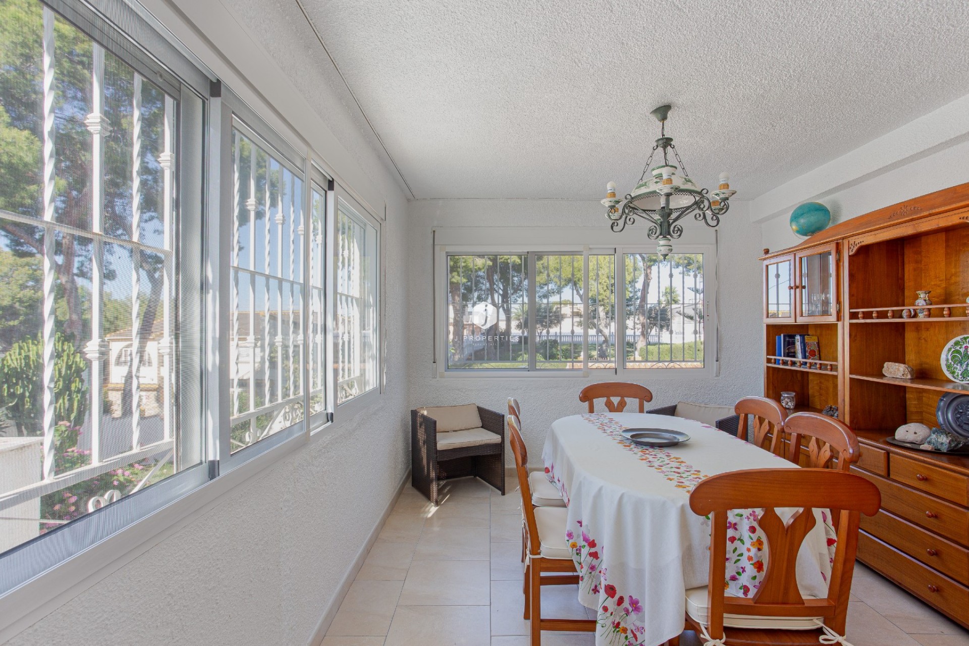 D'occasion - Villa -
Torrevieja - Costa Blanca