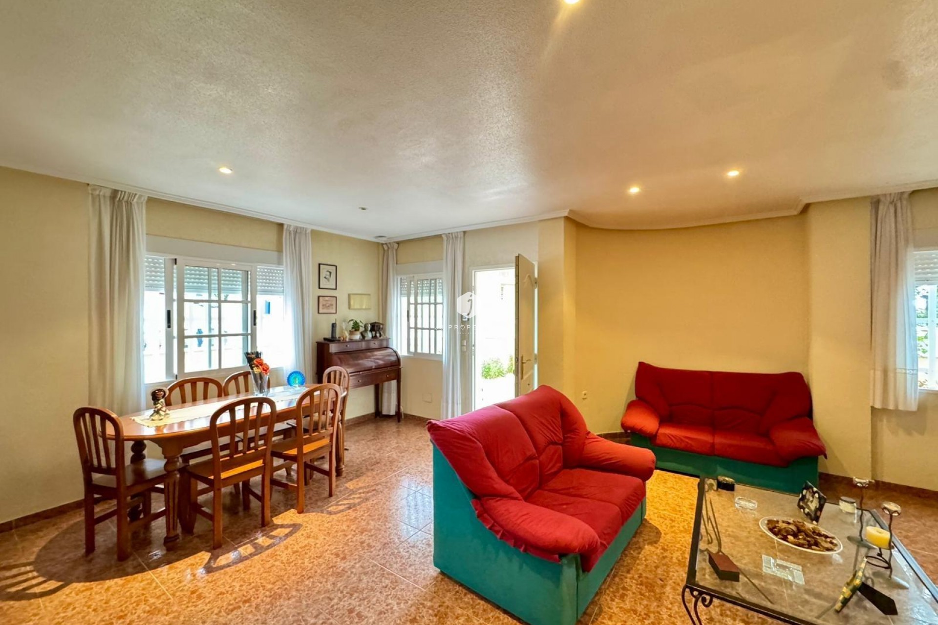 D'occasion - Villa -
Torrevieja - Costa Blanca