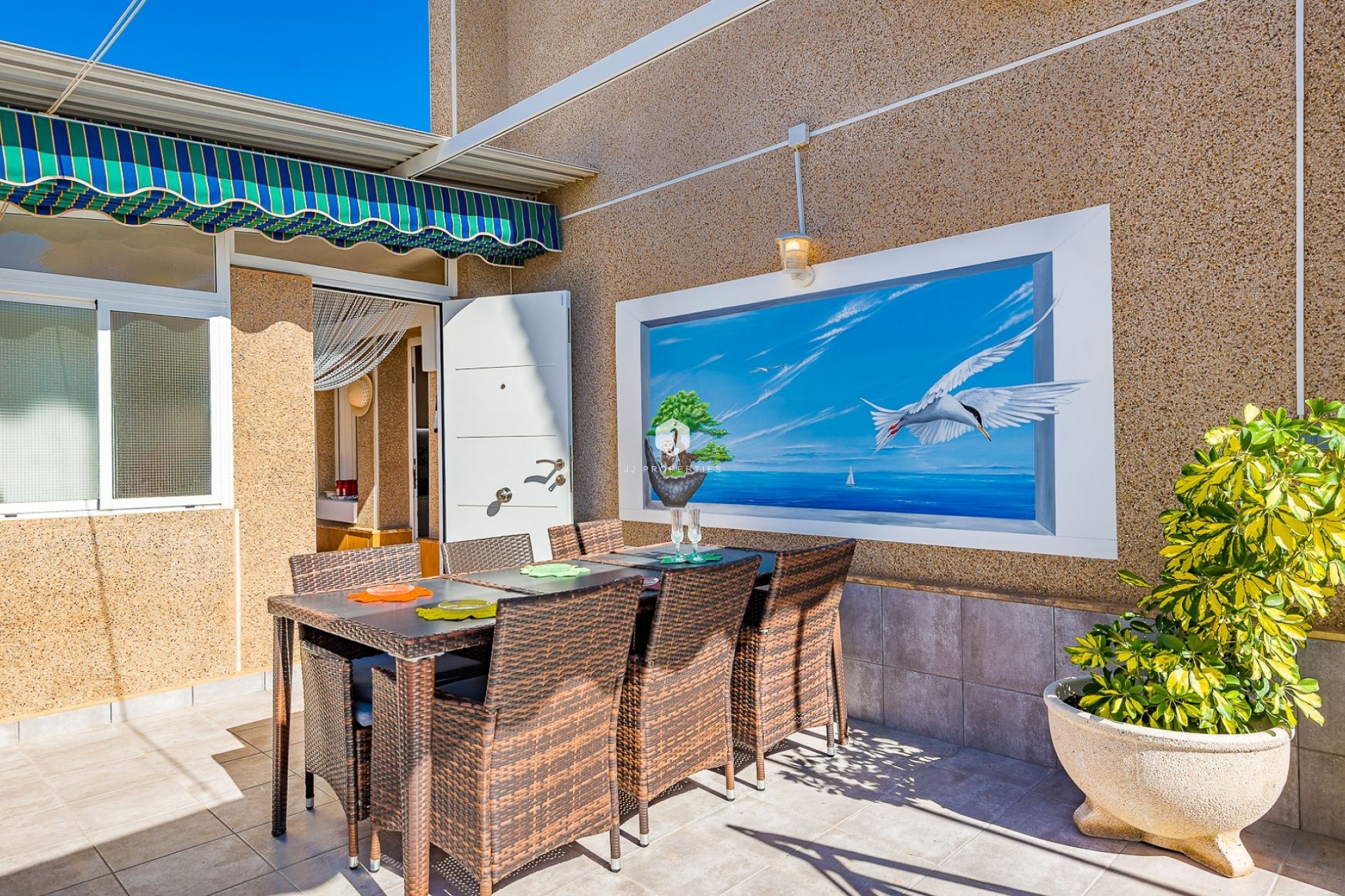 D'occasion - Villa -
Torrevieja - Costa Blanca