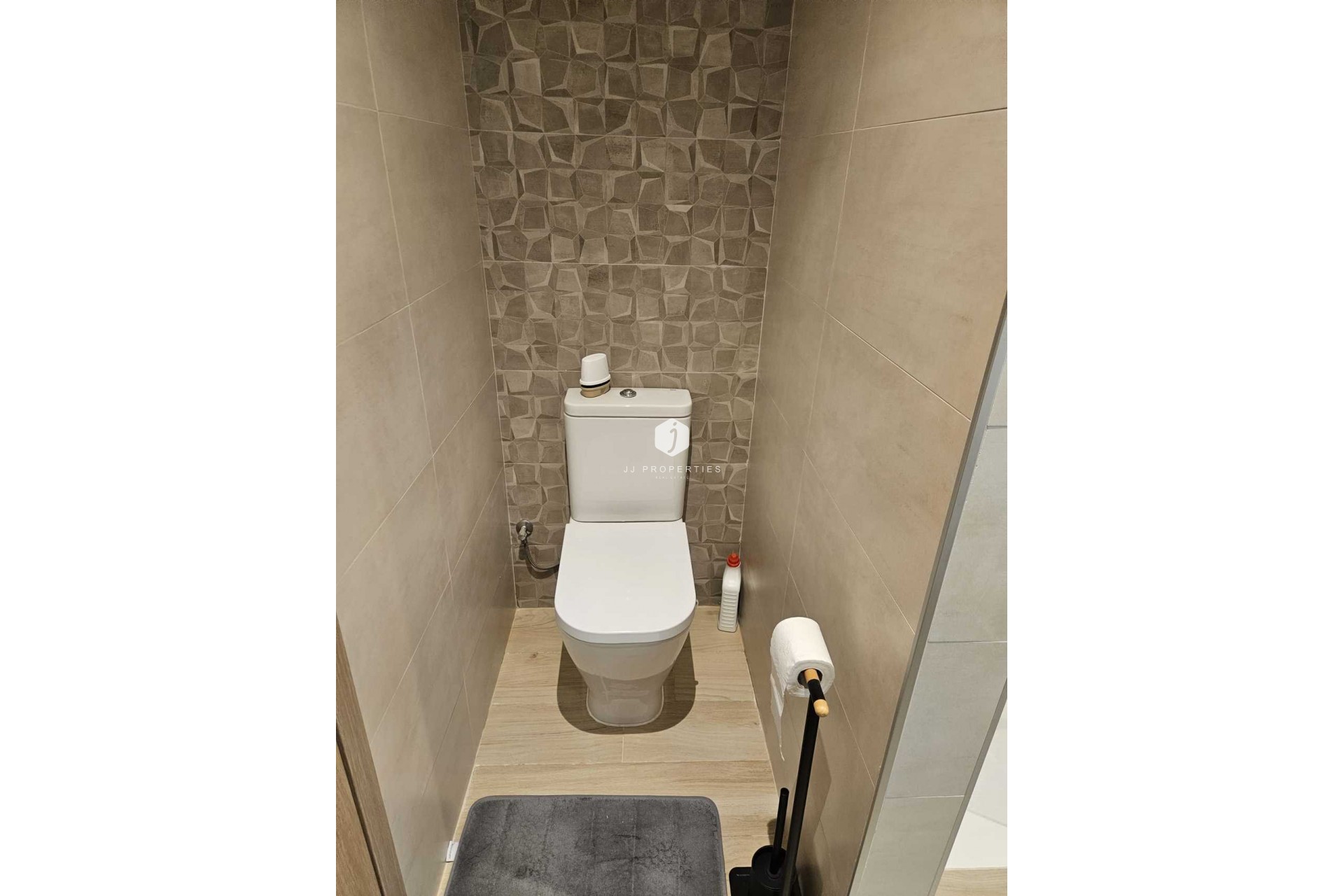 D'occasion - Villa -
Torrevieja - Costa Blanca