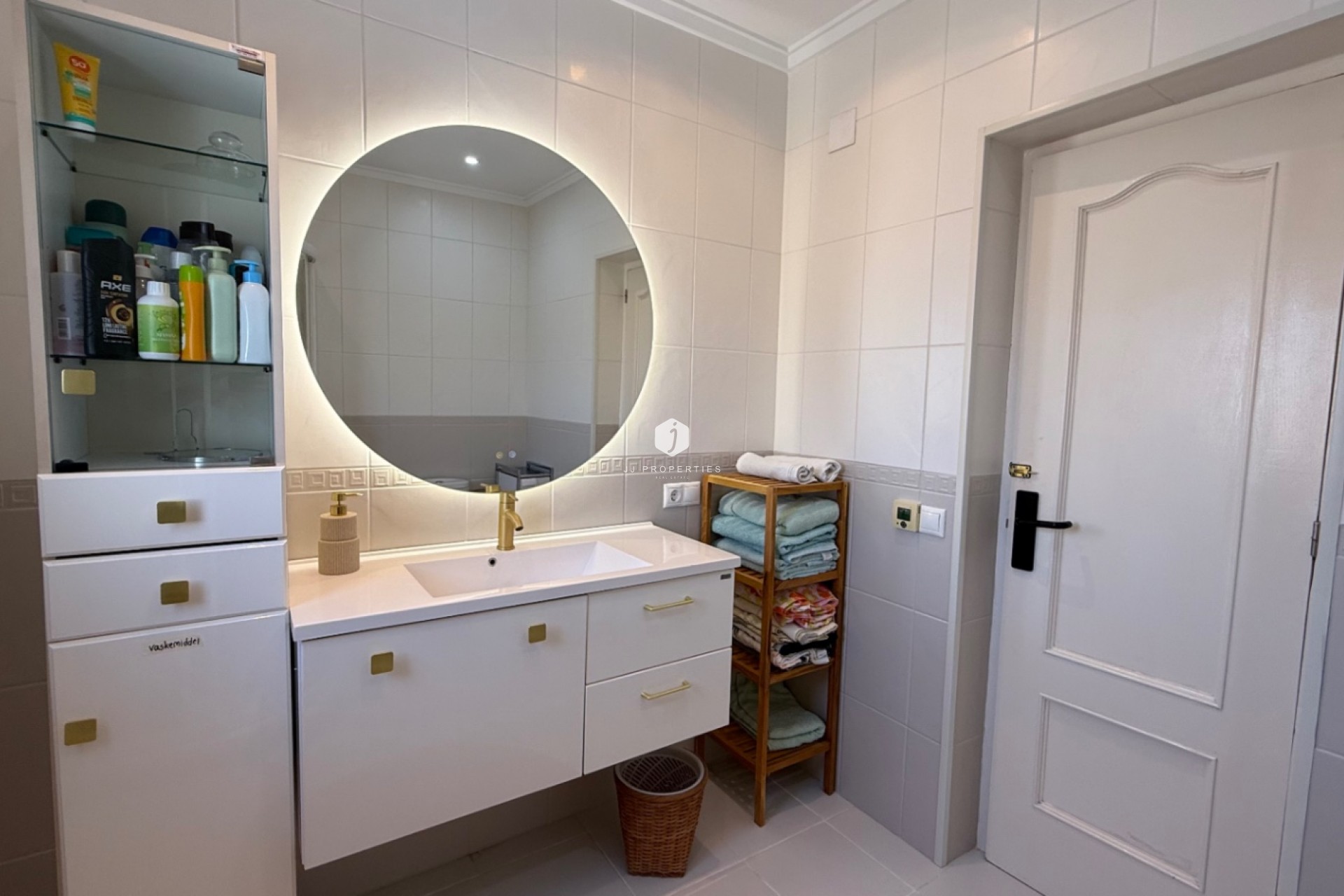 D'occasion - Villa -
Torrevieja - Costa Blanca