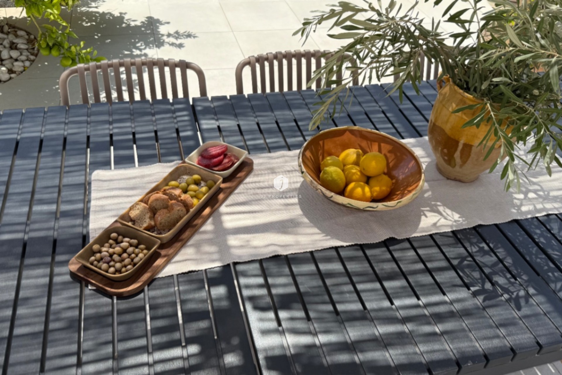 D'occasion - Villa -
Torrevieja - Costa Blanca