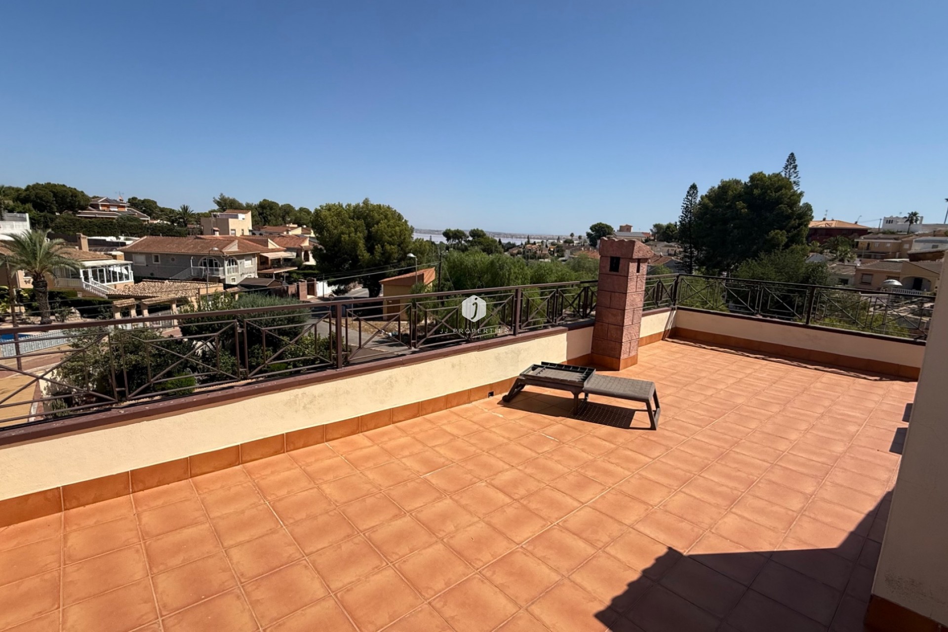 D'occasion - Villa -
Torrevieja - Costa Blanca