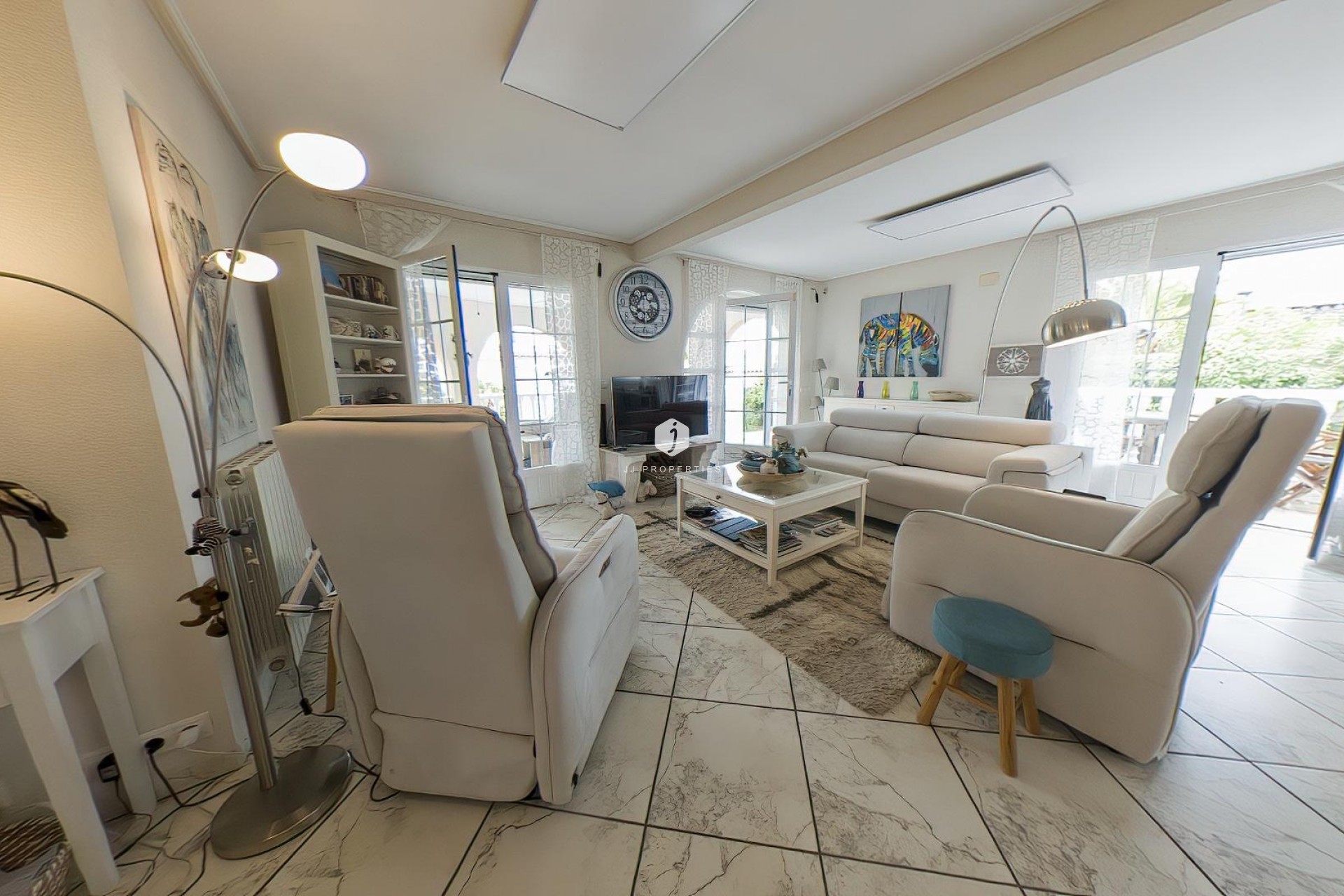 D'occasion - Villa -
Torrevieja - Costa Blanca