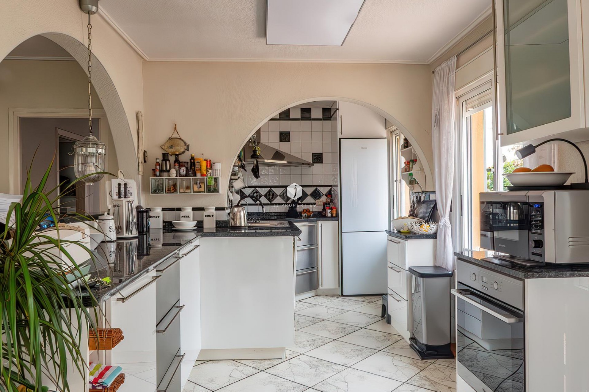 D'occasion - Villa -
Torrevieja - Costa Blanca